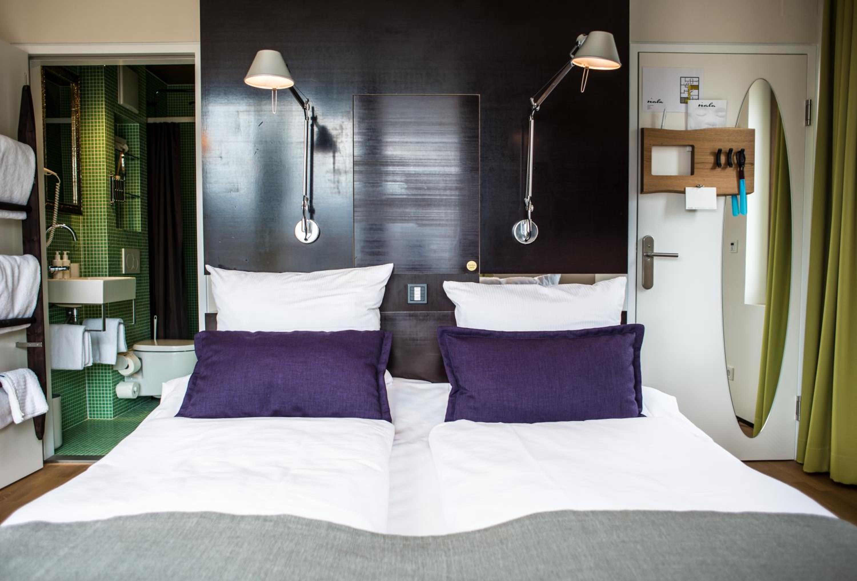 Large Double Room photo 1