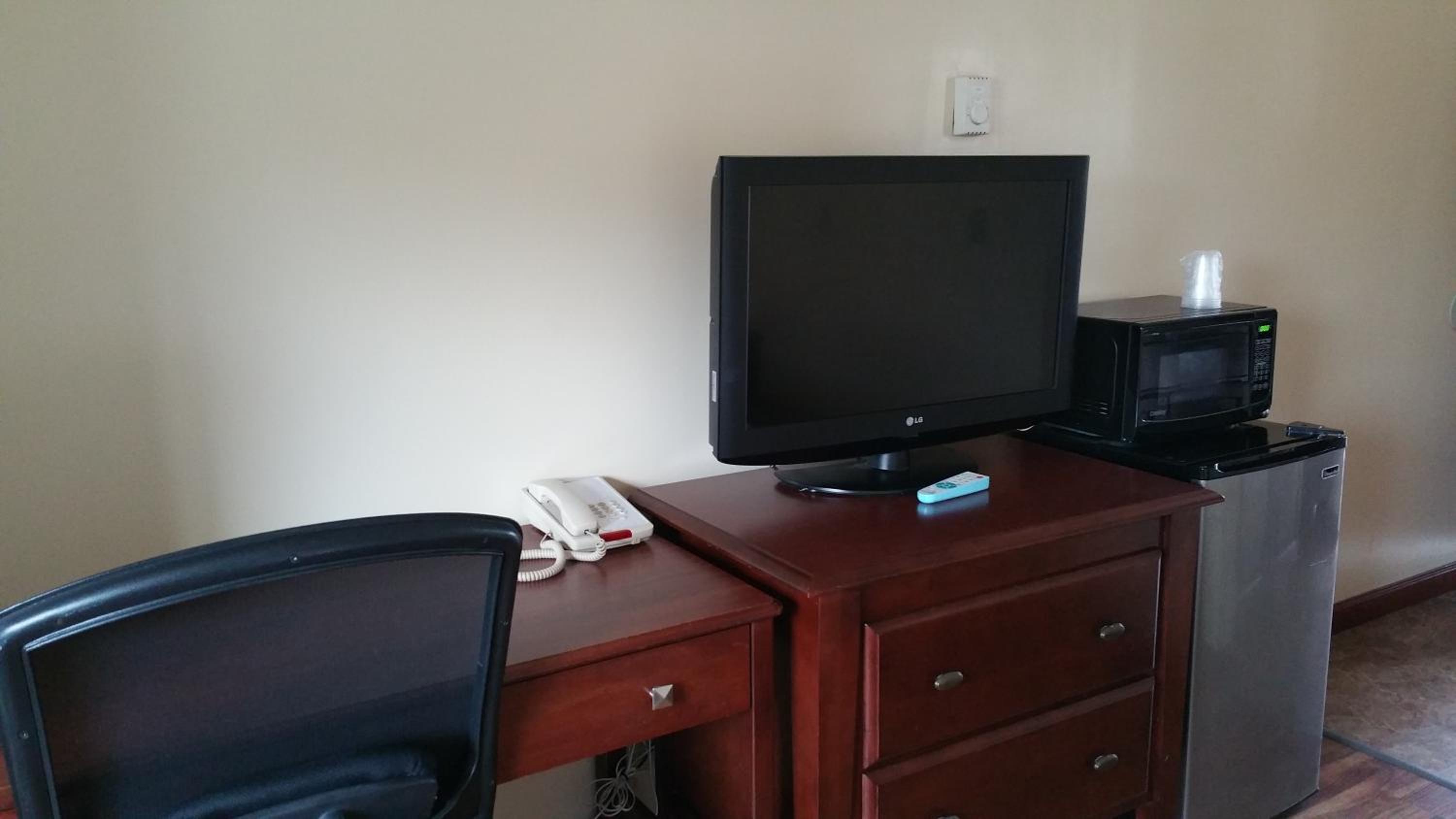 Single Room - Non-Smoking photo 3