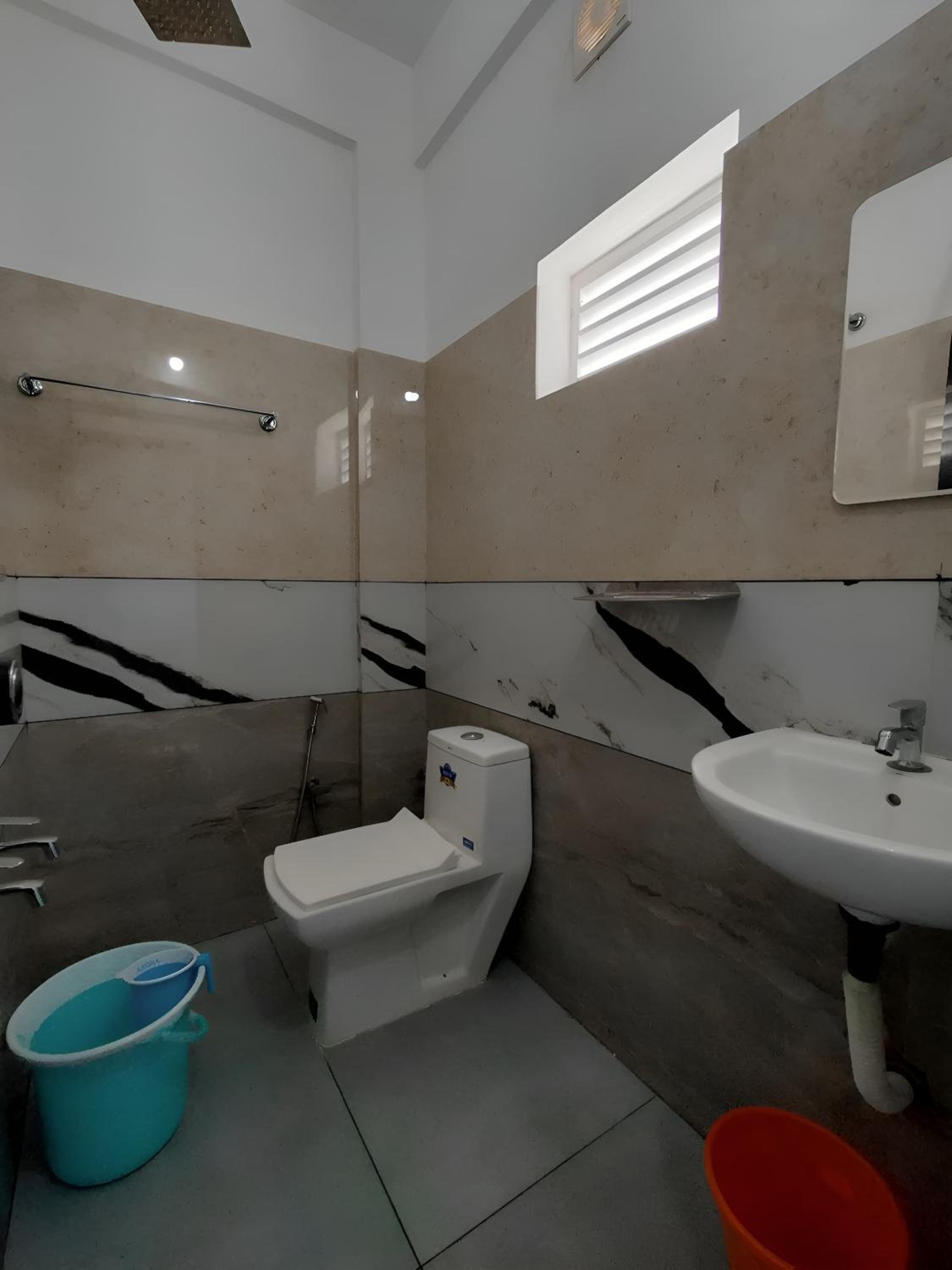Deluxe One-Bedroom Apartment - Photo 7