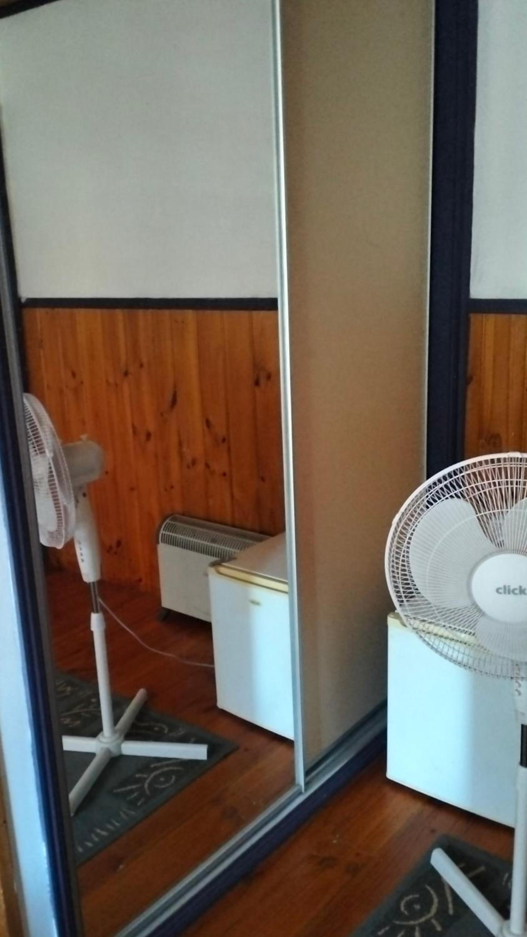 Budget Double Room photo 3