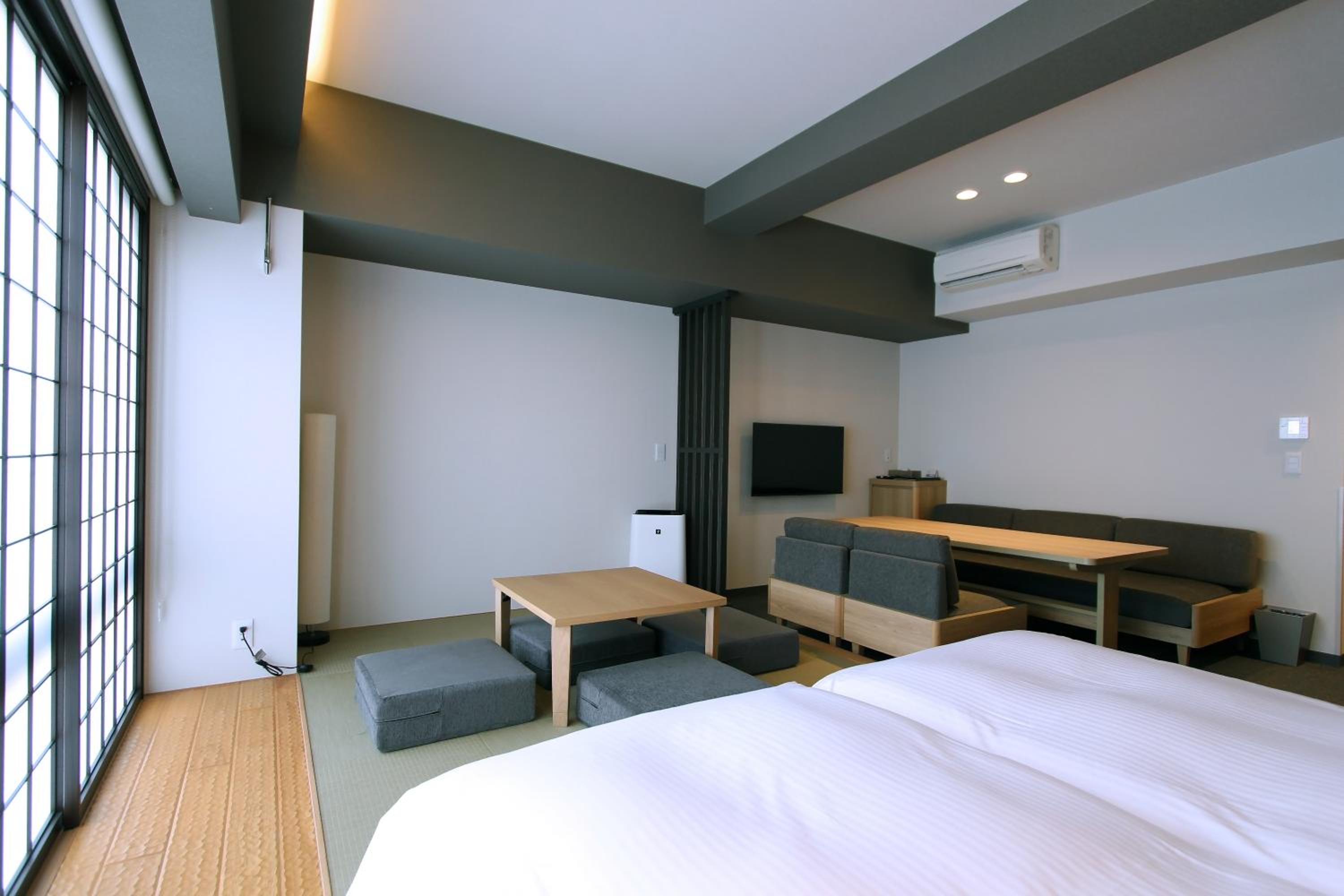 Deluxe Japanese Western Style Room - Non-Smoking - Photo 19
