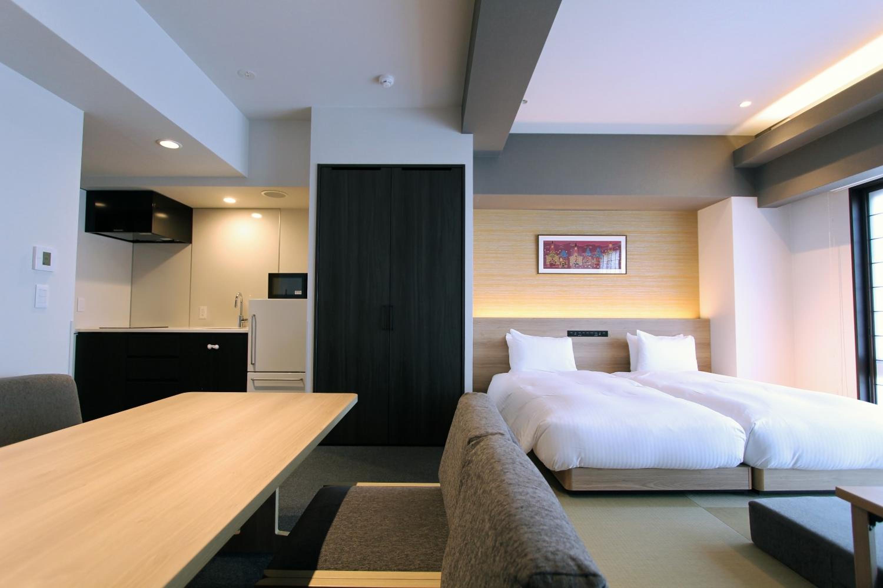 Deluxe Japanese Western Style Room - Non-Smoking - Photo 11