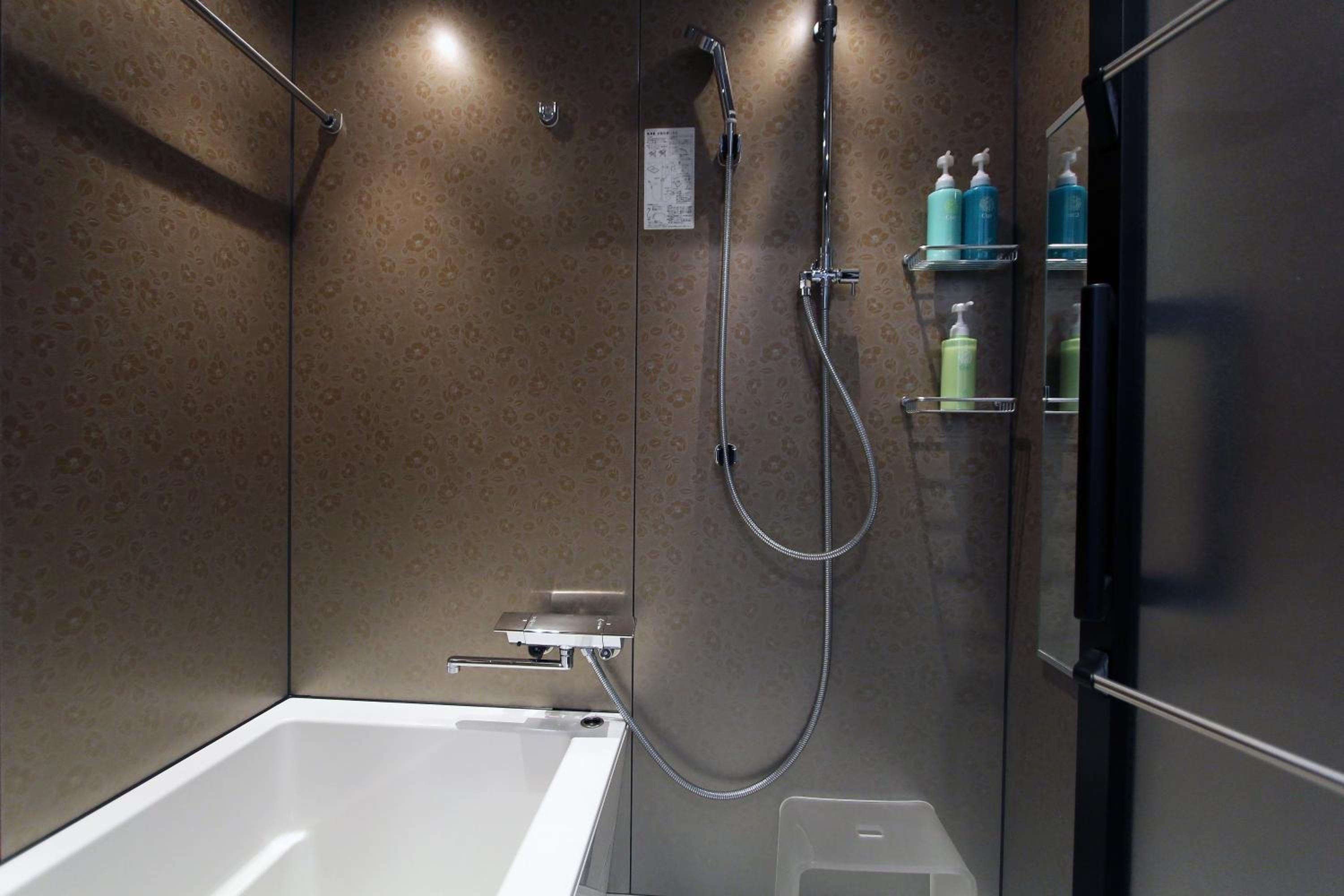 Deluxe Japanese Western Style Room - Non-Smoking - Photo 9