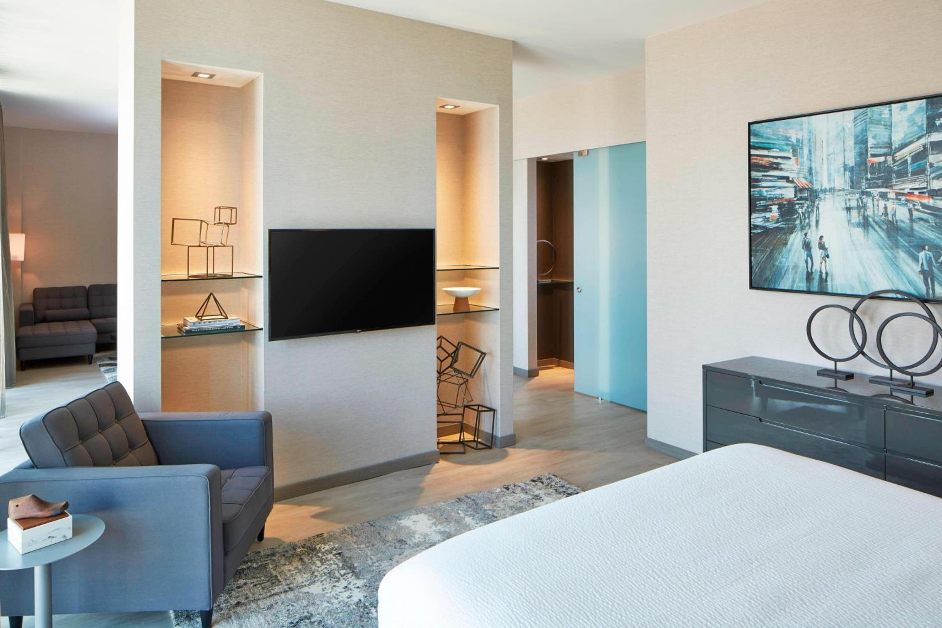 King Suite photo 2