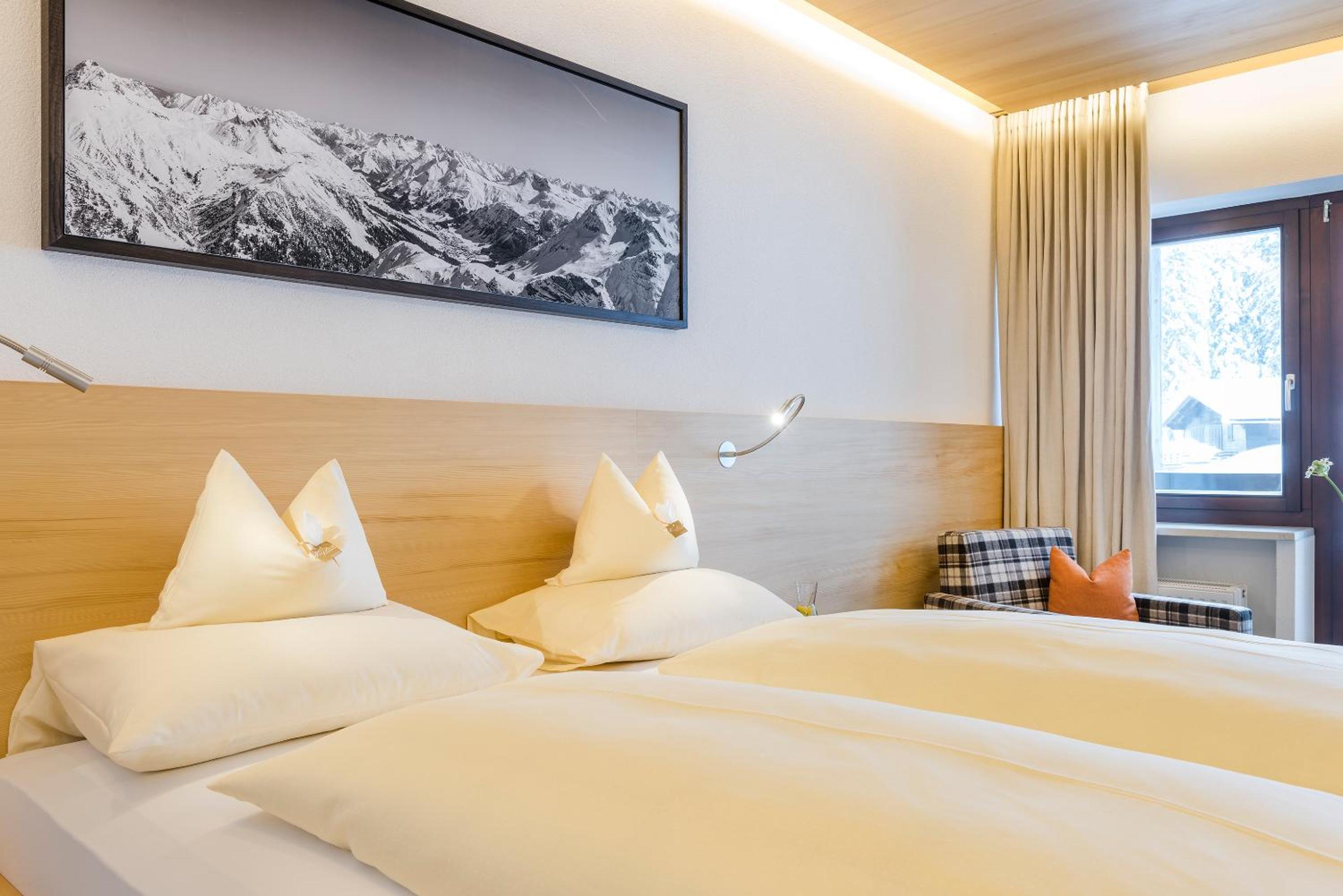 Double Room with Balcony photo 2