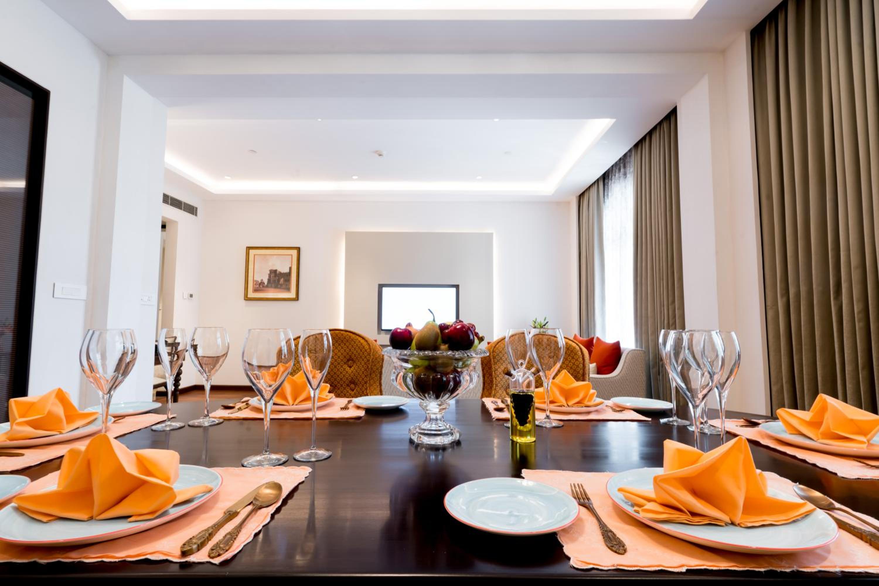 Luxury Suite - Photo 1