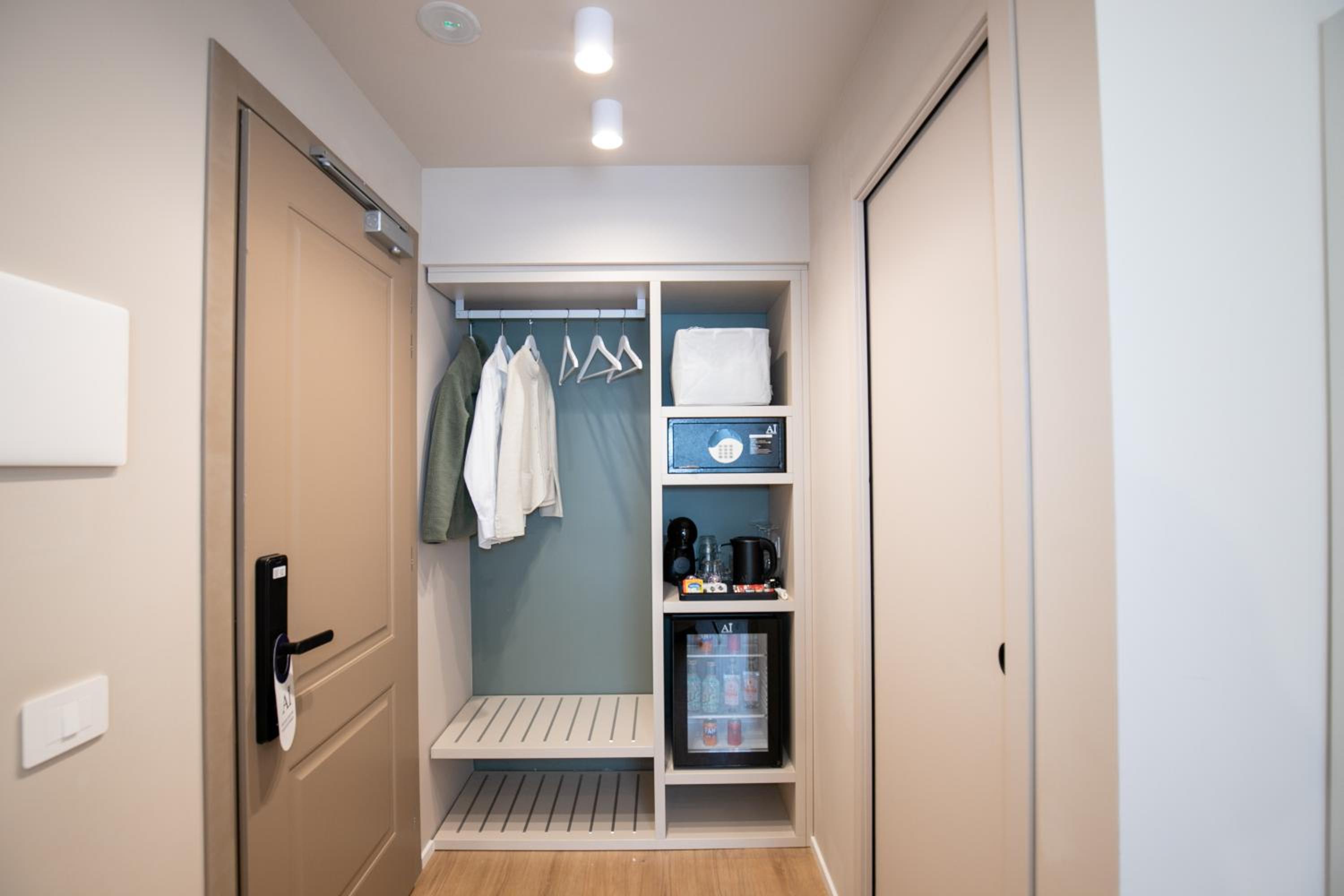 Superior King Room