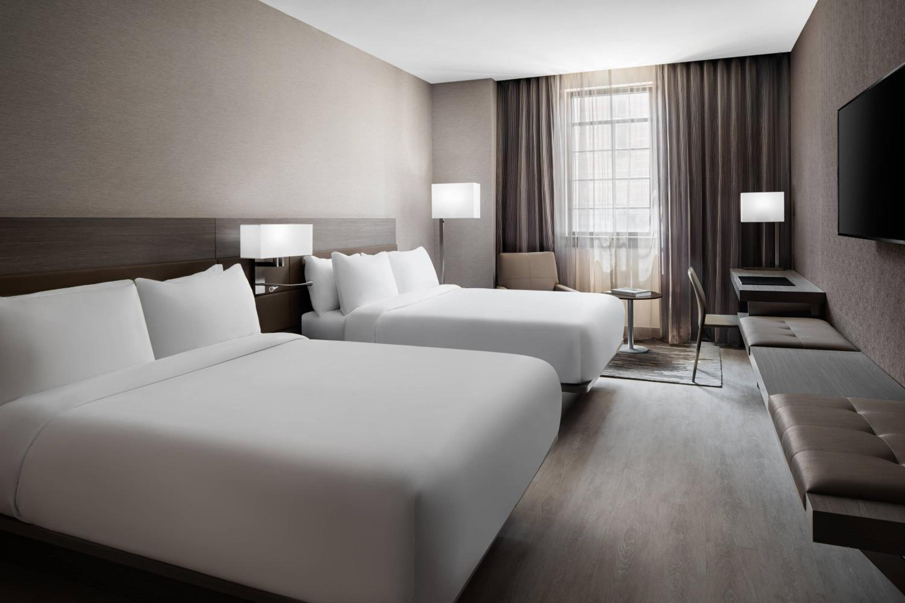 Queen Room with Two Queen Beds - Mobility Access/Roll-In Shower - Photo 1