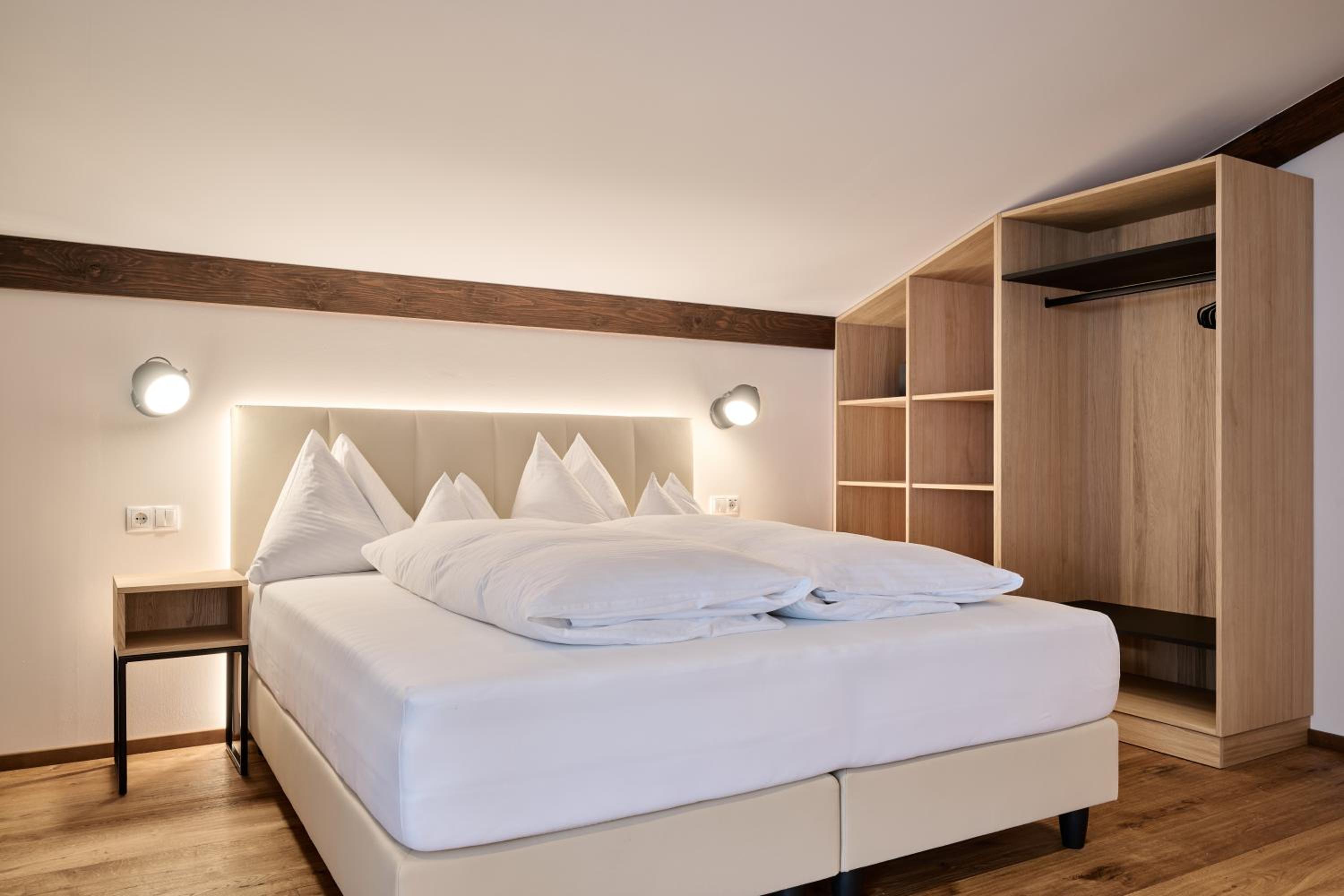 Triple Room with Balcony