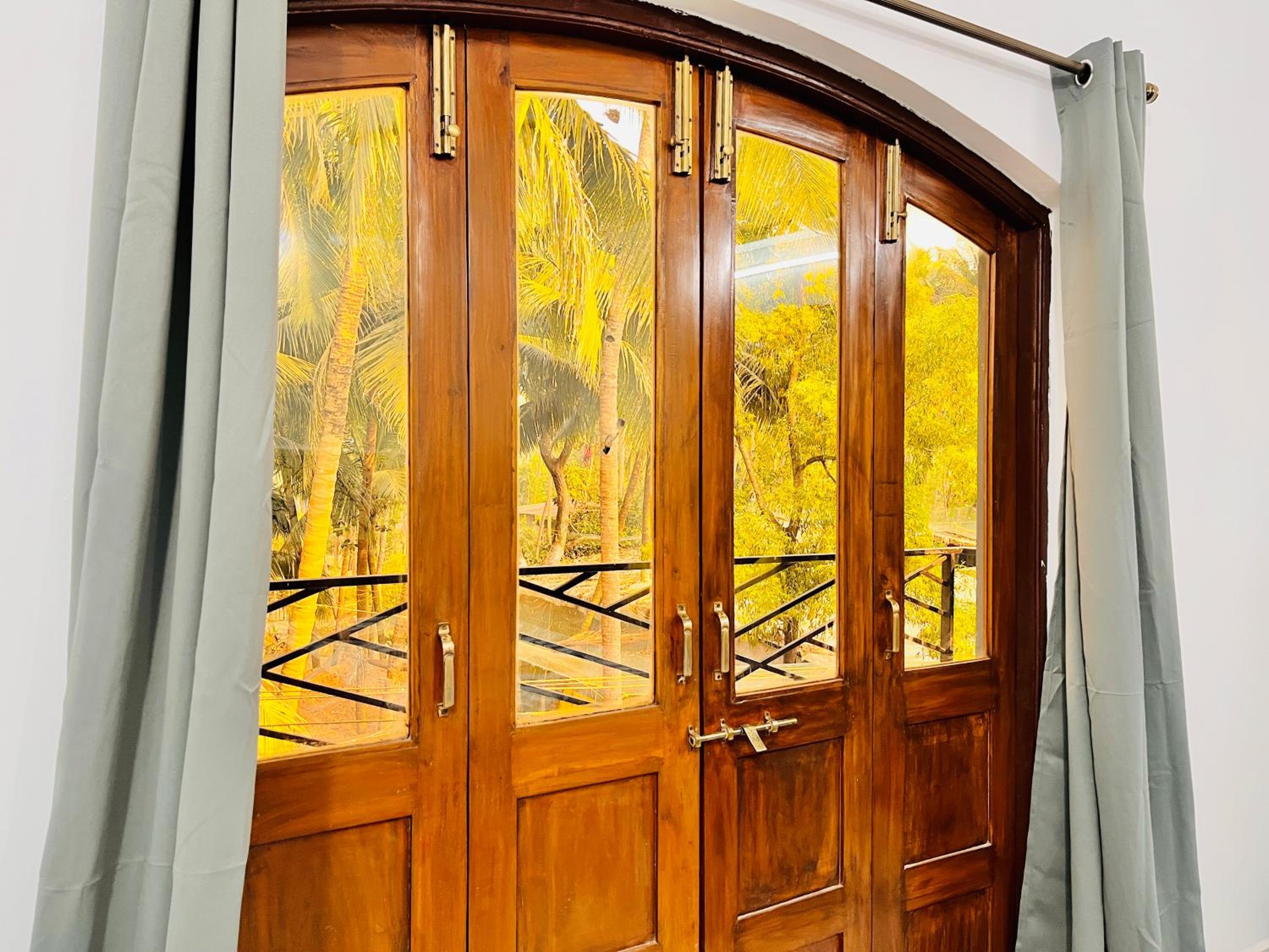 Studio with Balcony