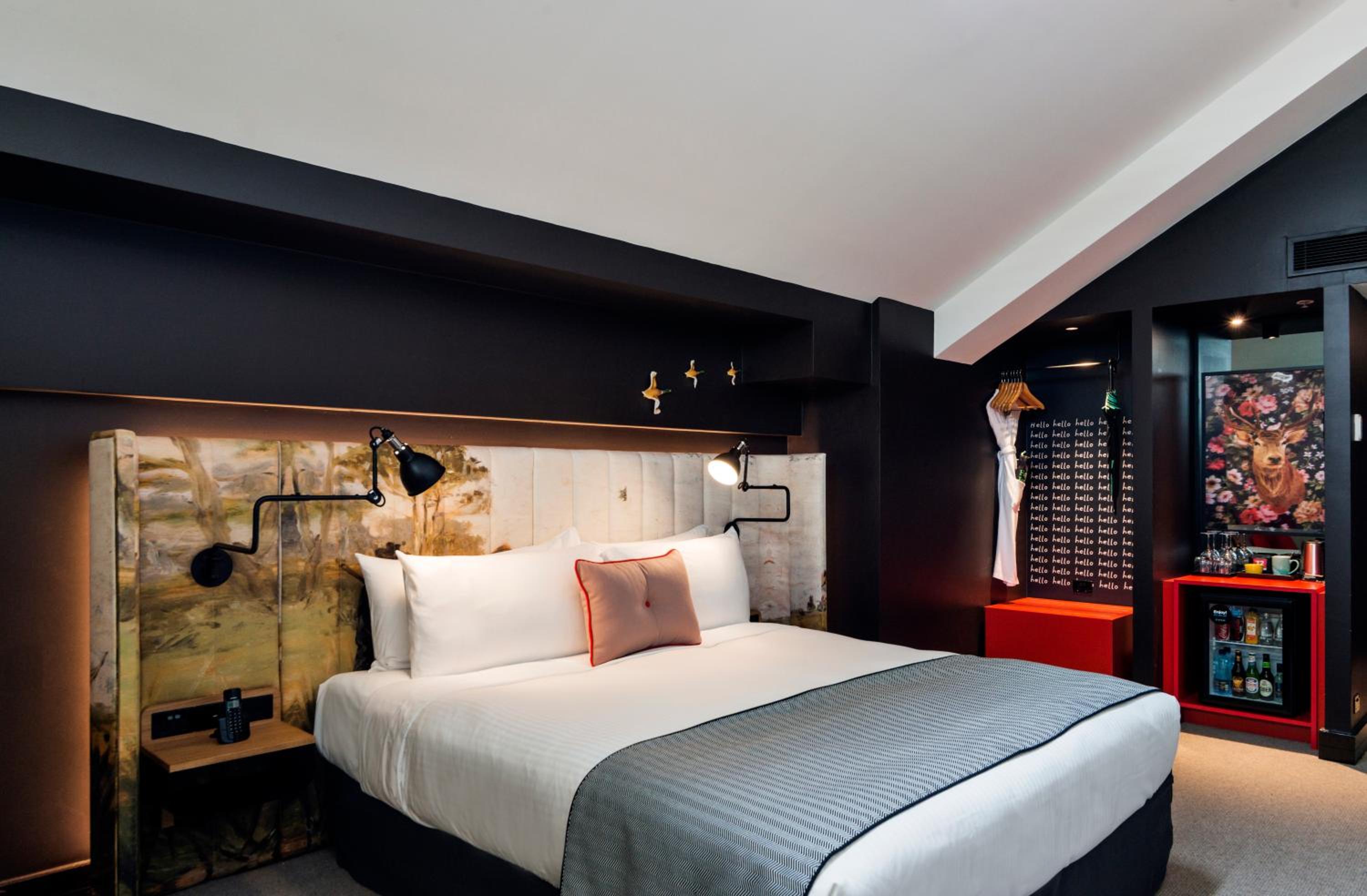 Superoo - Superior King Room photo 1