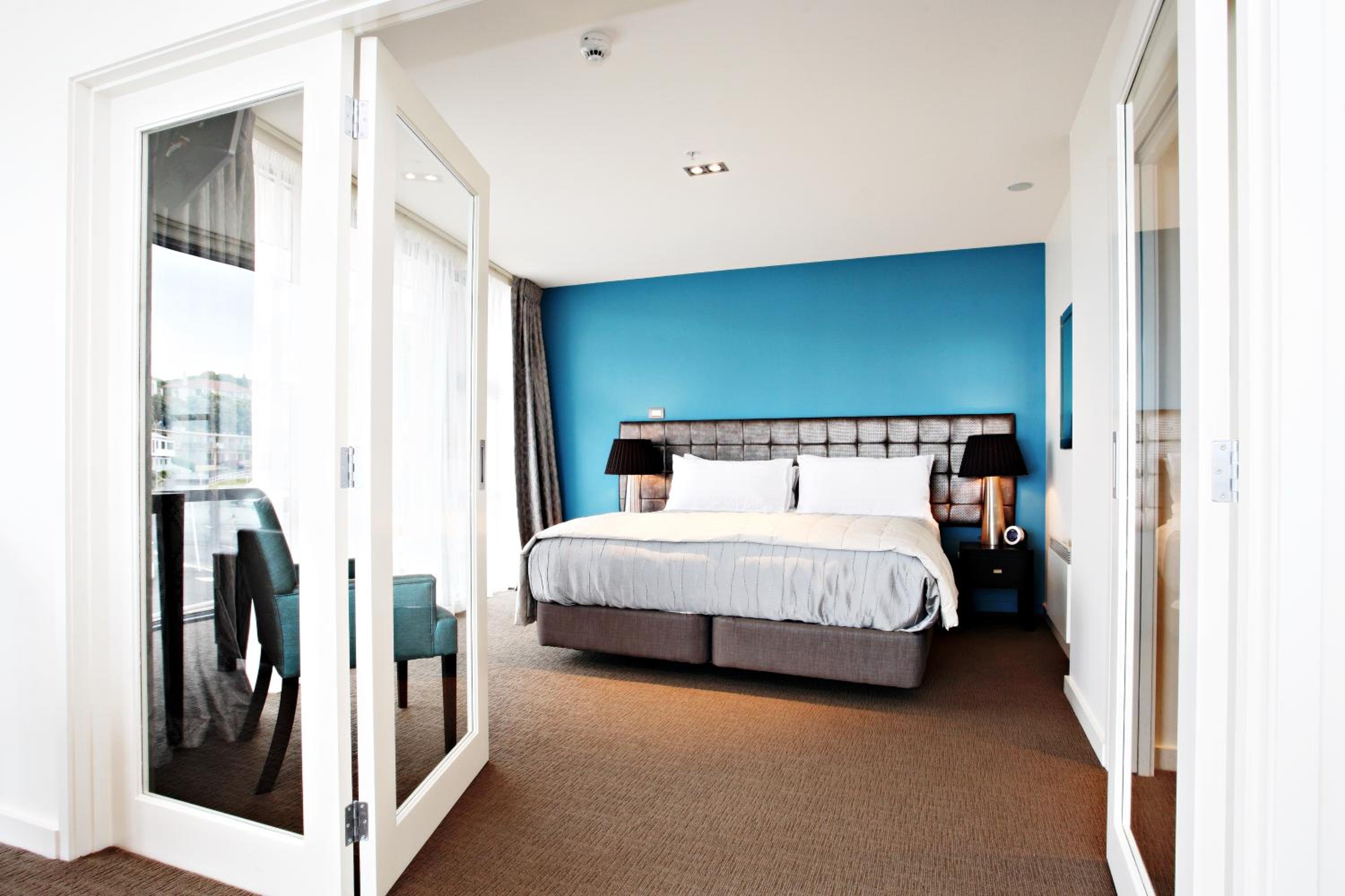 Luxury Apartment with Ocean View - Photo 8