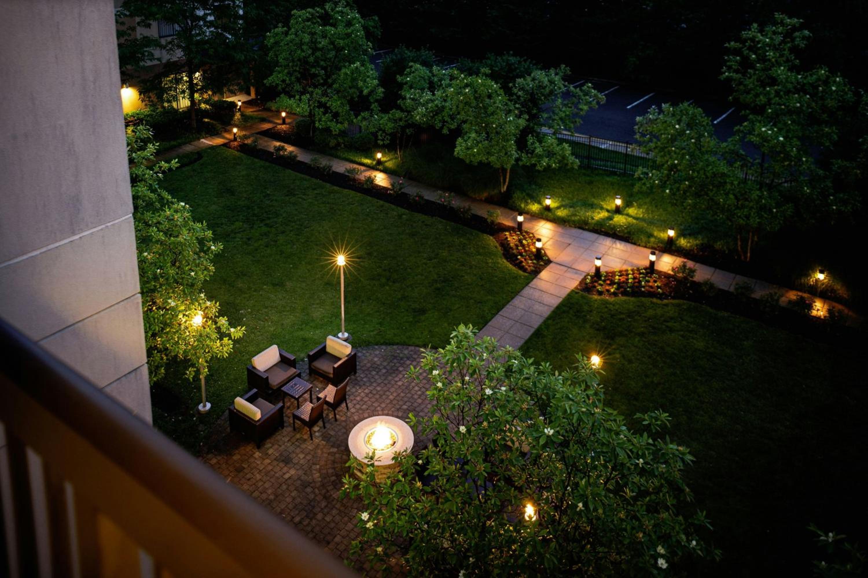 King Room with Courtyard View, Sofa Bed and Balcony