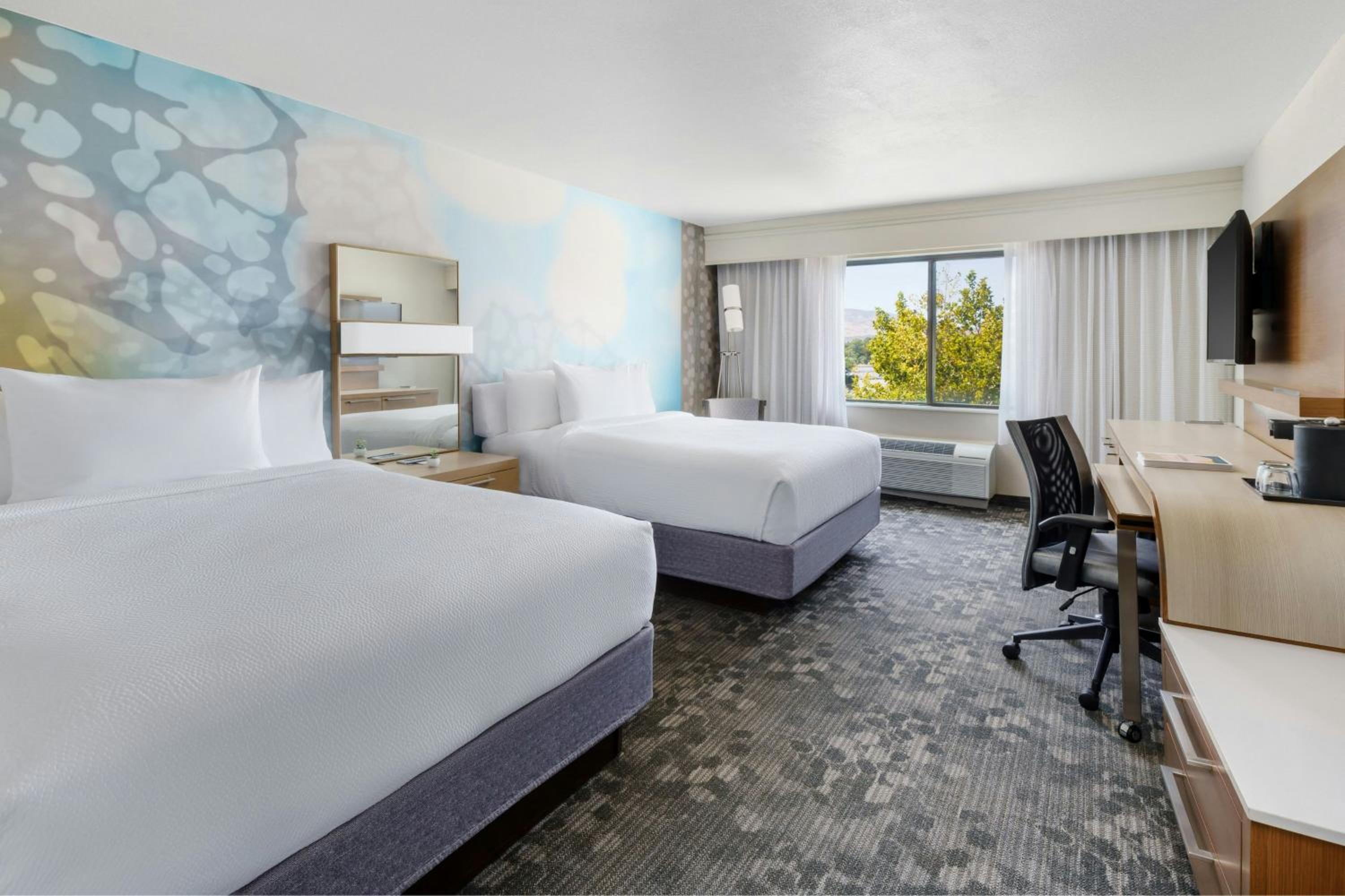Queen Room with Two Queen Beds - Hearing Accessible - Photo 1