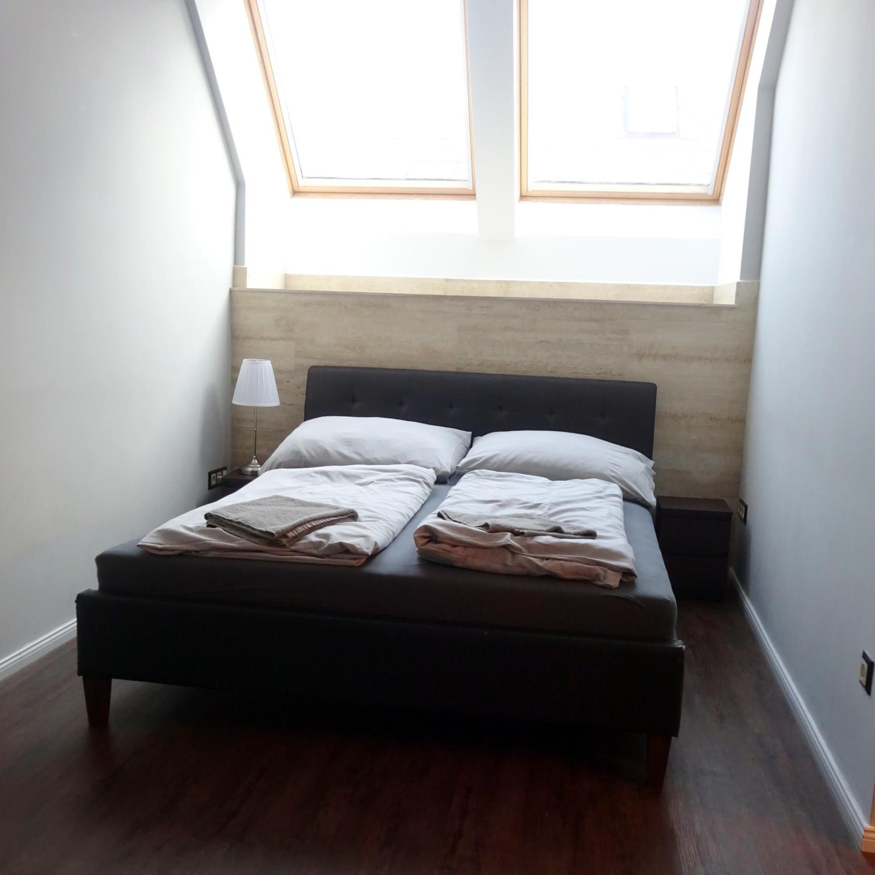 Two-Bedroom Superior Apartment - Photo 8