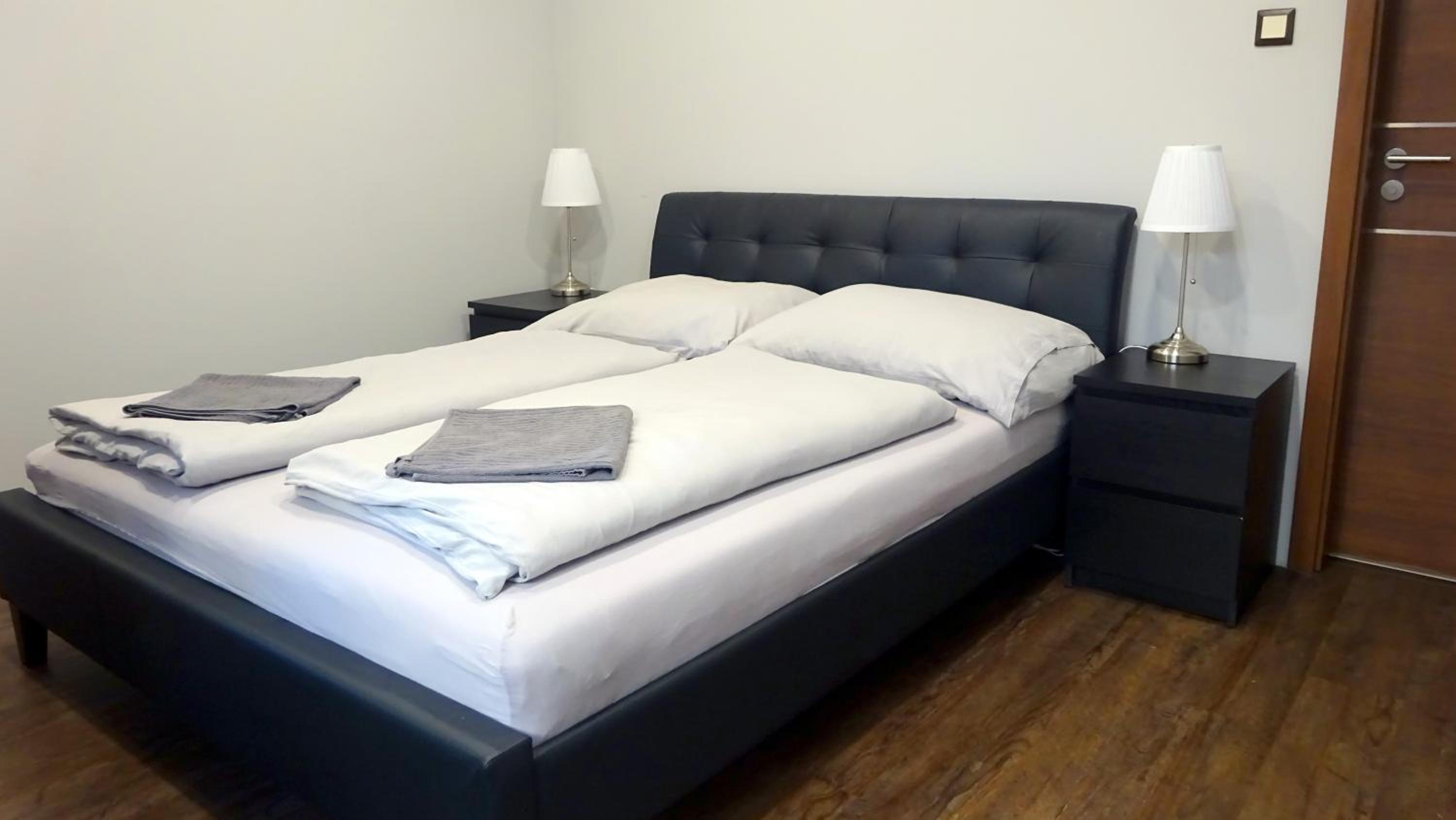 Two-Bedroom Superior Apartment - Photo 5