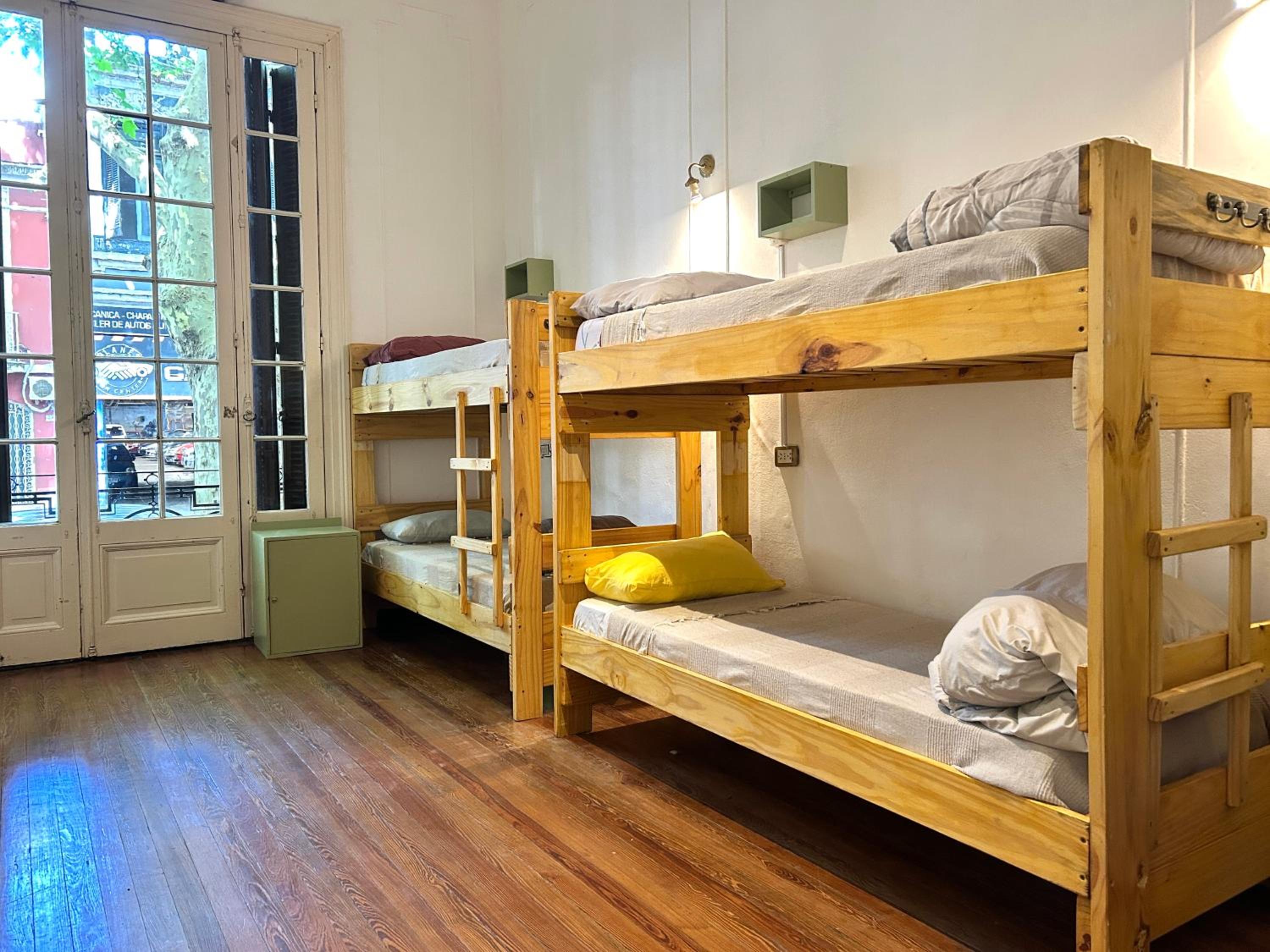 Bed in 6-Bed Mixed Dormitory Room photo 2
