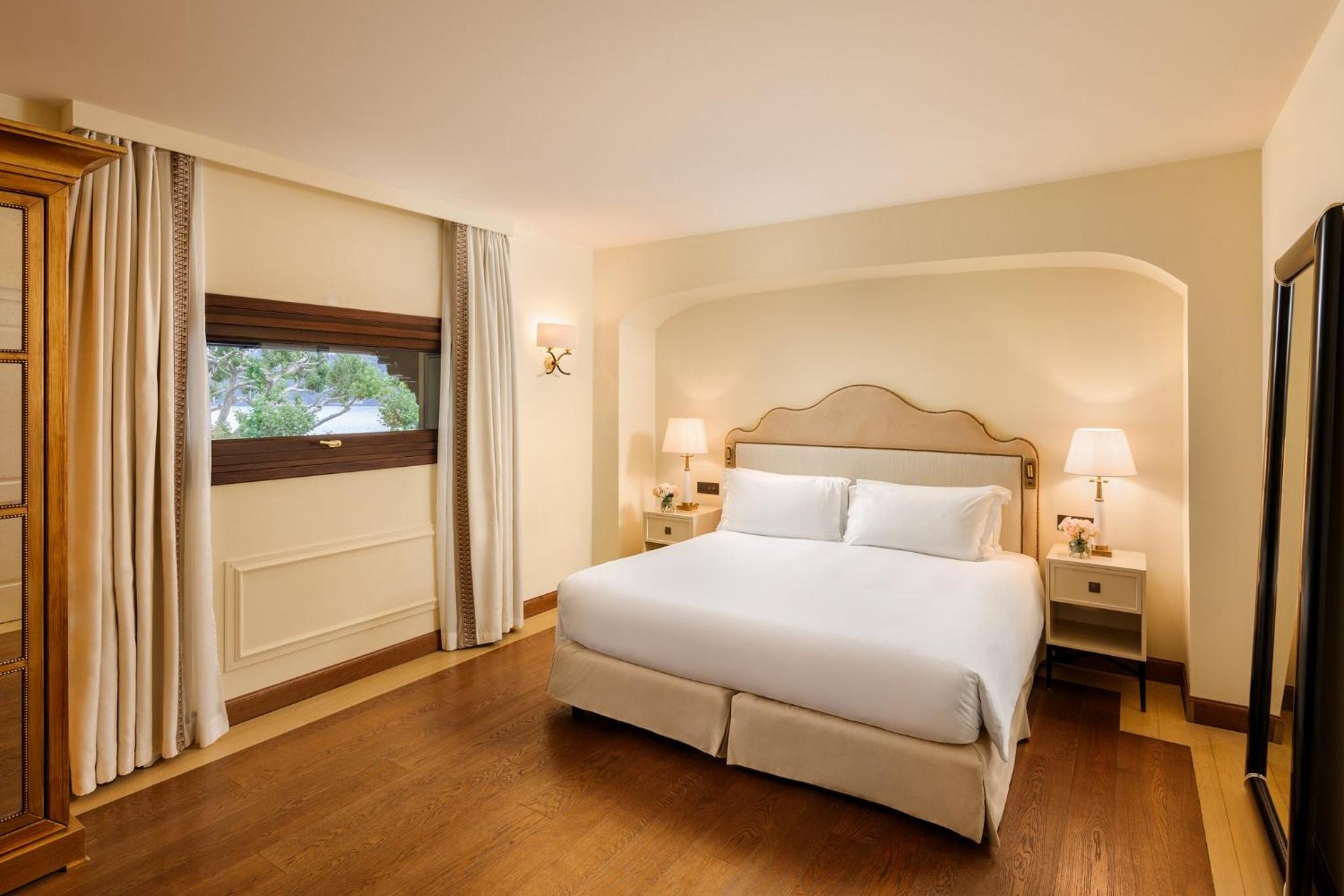 Duplex Suite - Photo 1