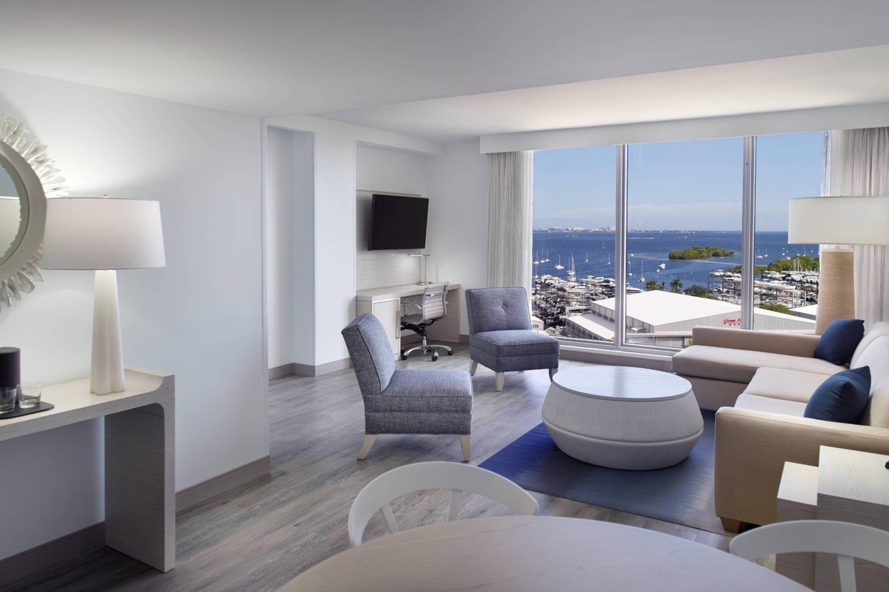 One-Bedroom King Suite with Sofa Bed, Roll-In Shower, Balcony and Bay View - Mobility Accessible photo 1