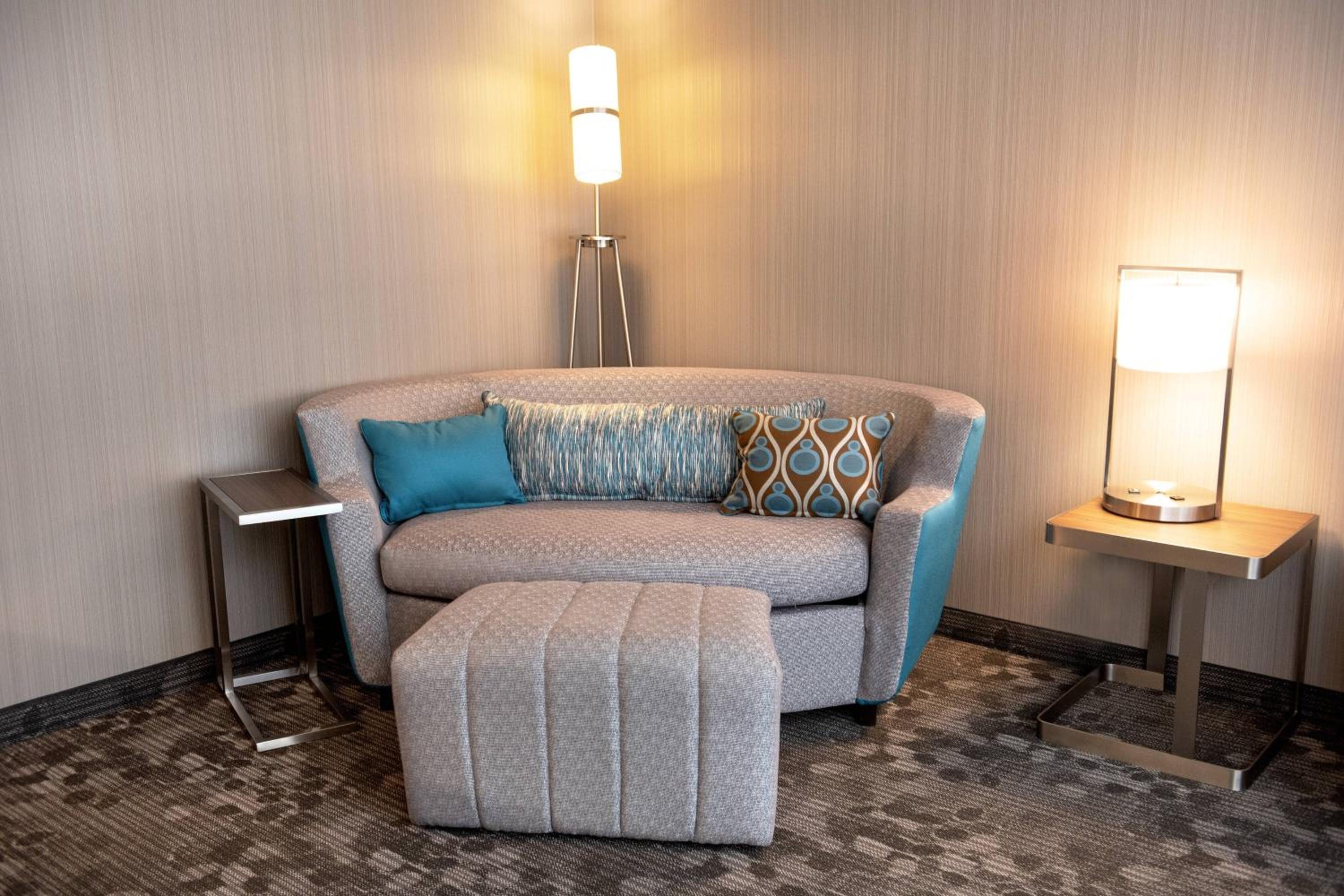 Guest room, 1 King, Sofa bed - Photo 3