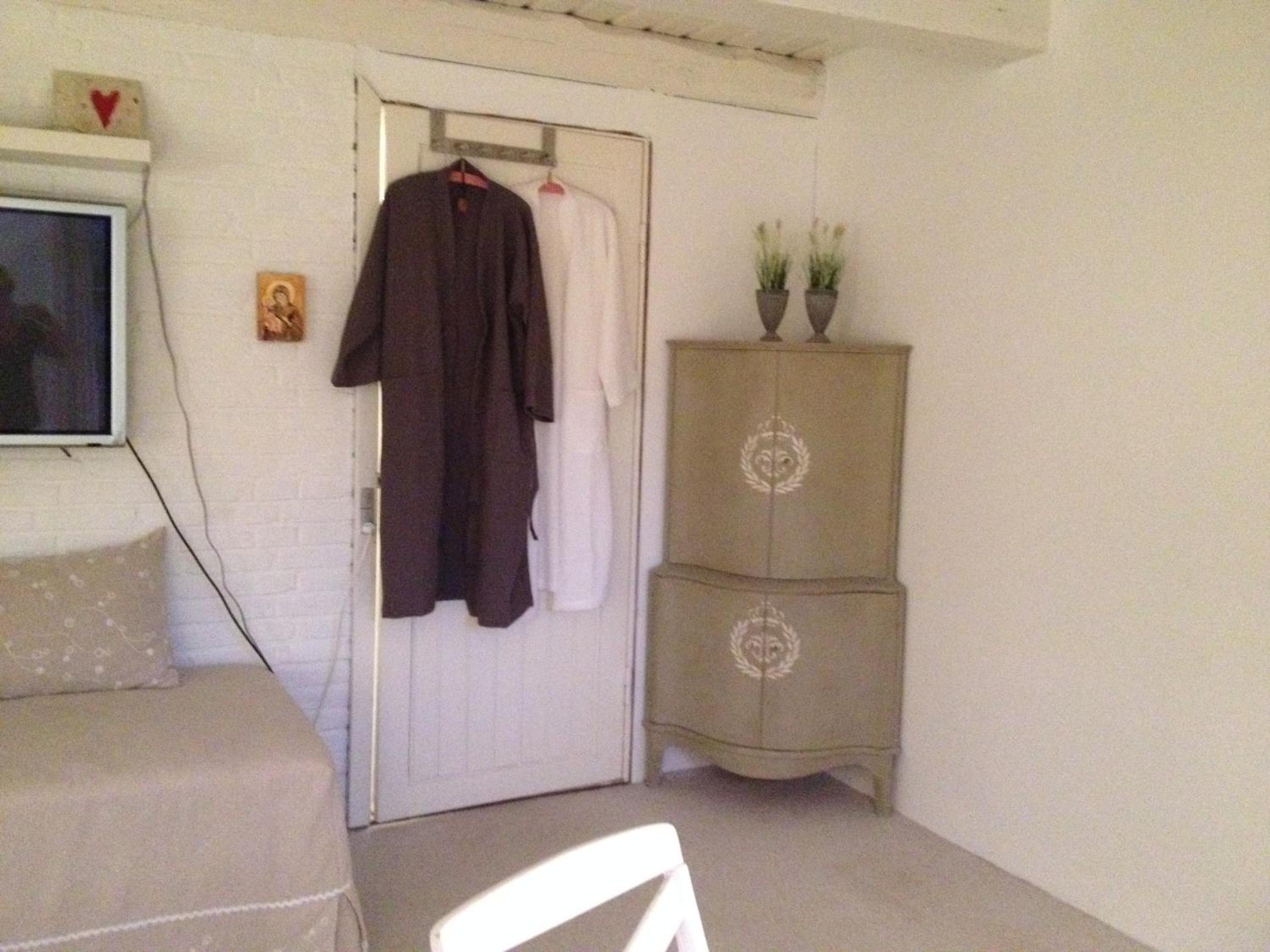 Family Room photo 2