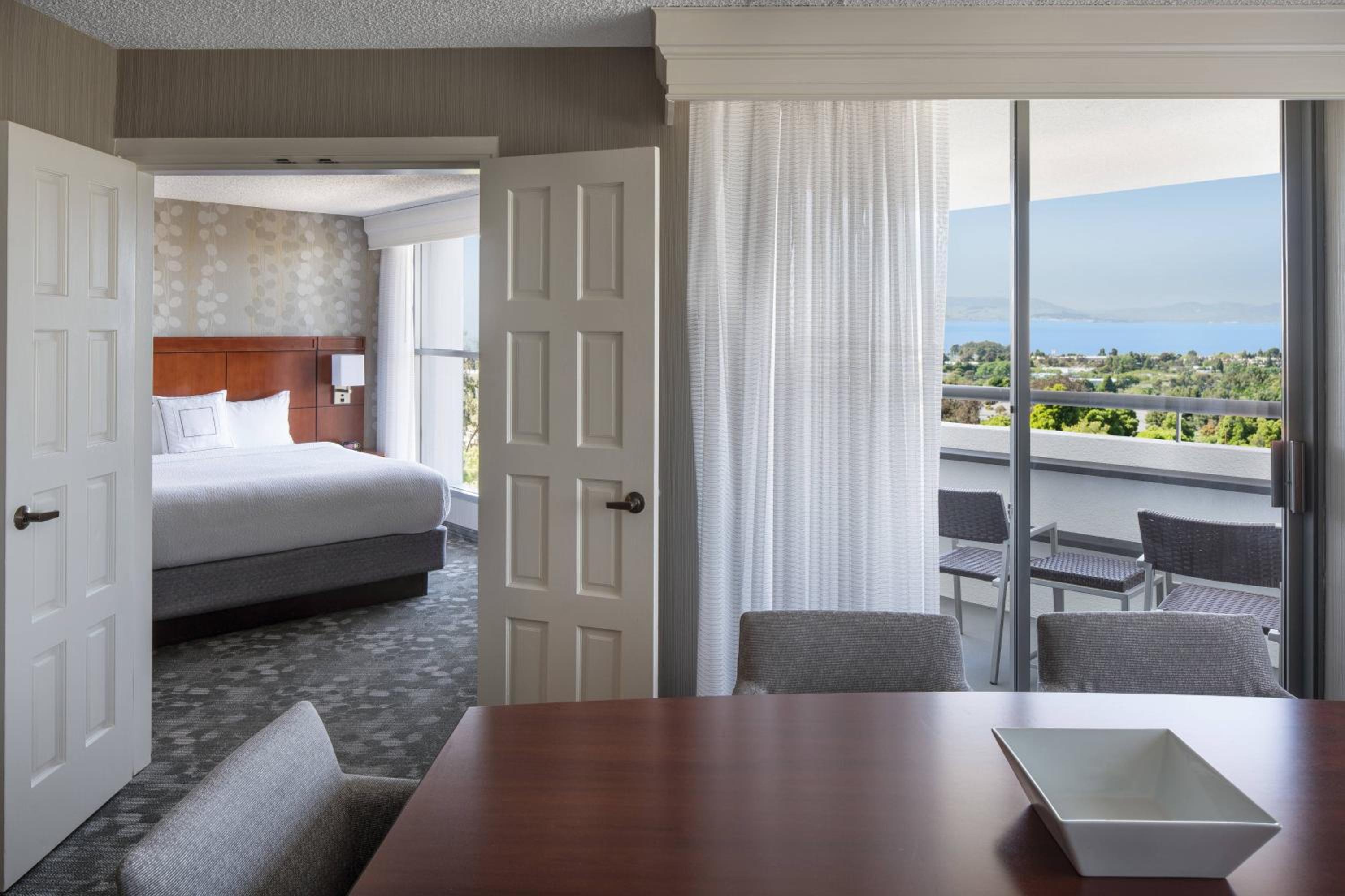 Newly Renovated, Suite, 1 King, Sofa bed (Hearing Accessible)