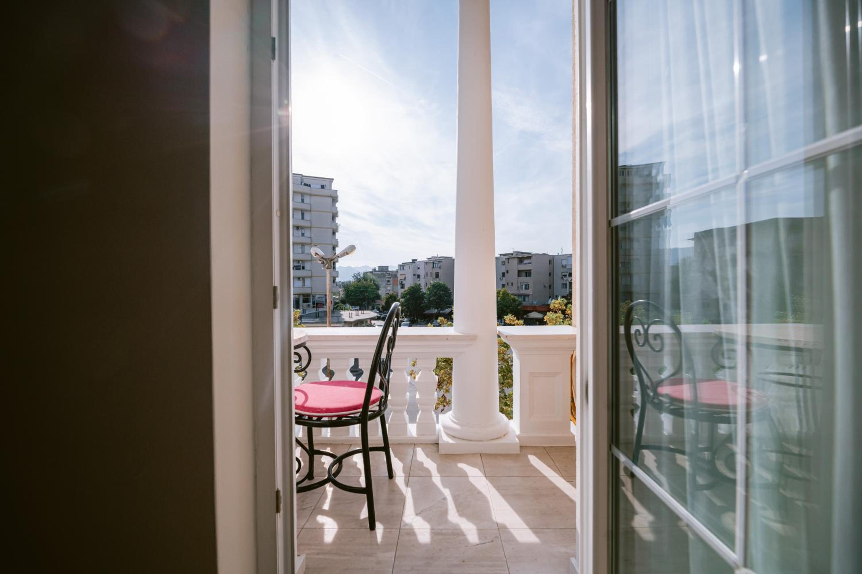 Deluxe One-Bedroom Apartment with City View