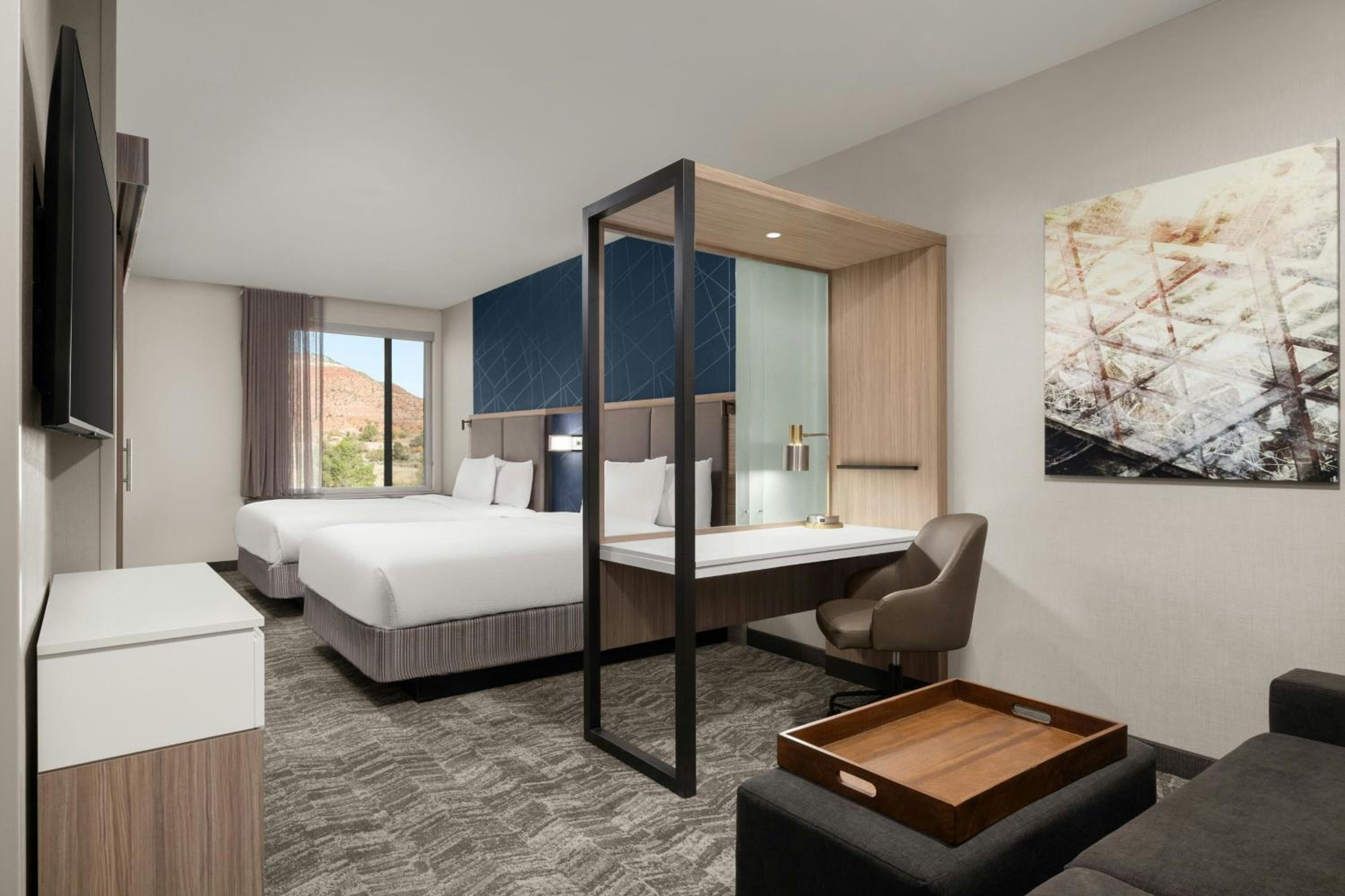Queen Suite with Two Queen Beds, Bathtub and Trundle Sofa - Mobility Access/Hearing Accessible photo 1