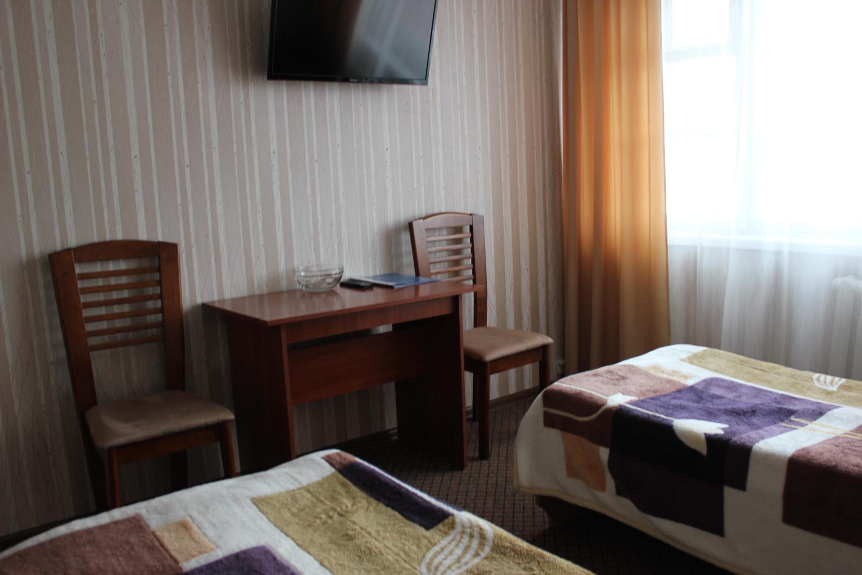 Standard Twin Room photo 2
