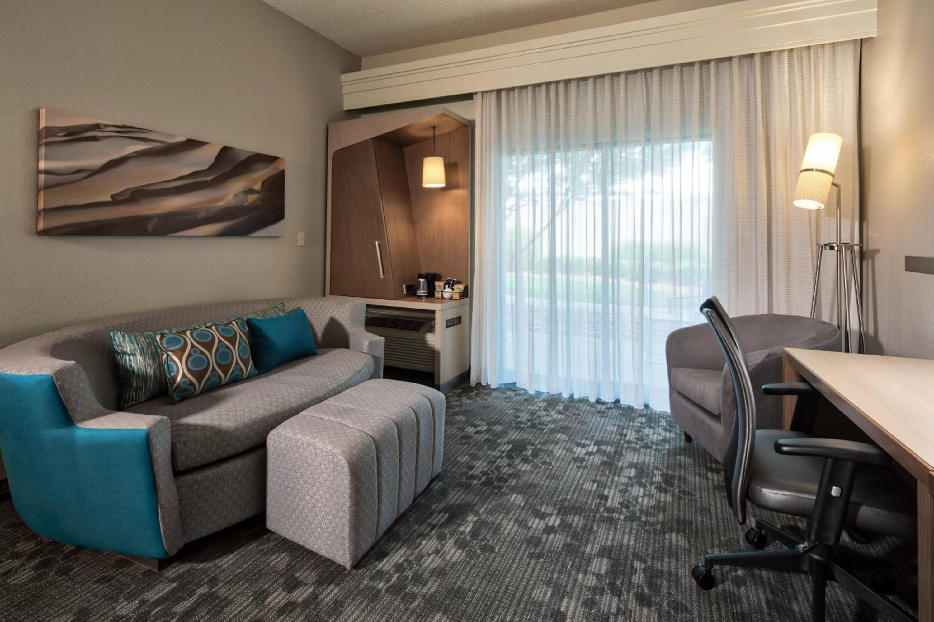 One-Bedroom King Suite with Sofa Bed - Photo 1