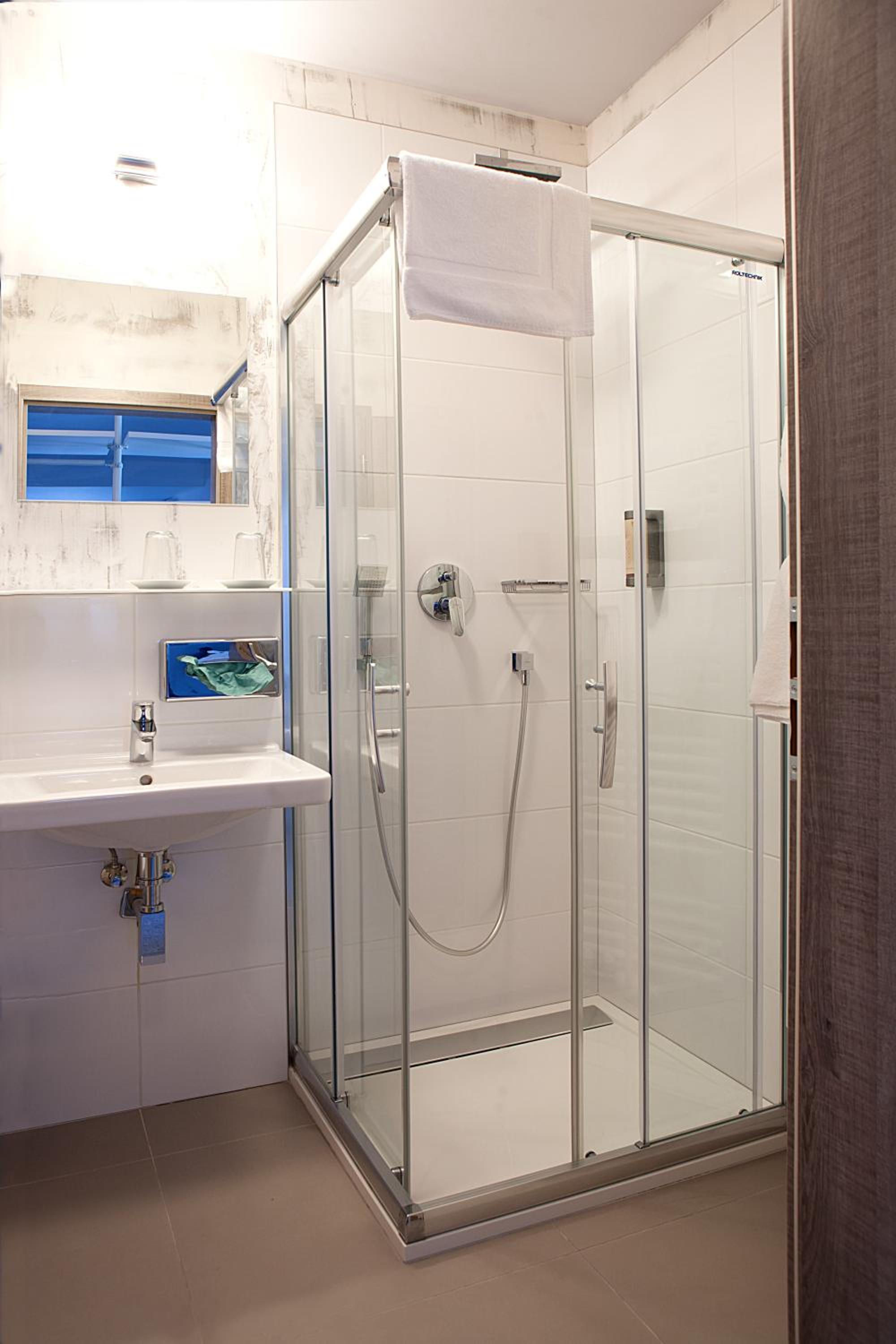Apartment (2-4 Adults) photo 2