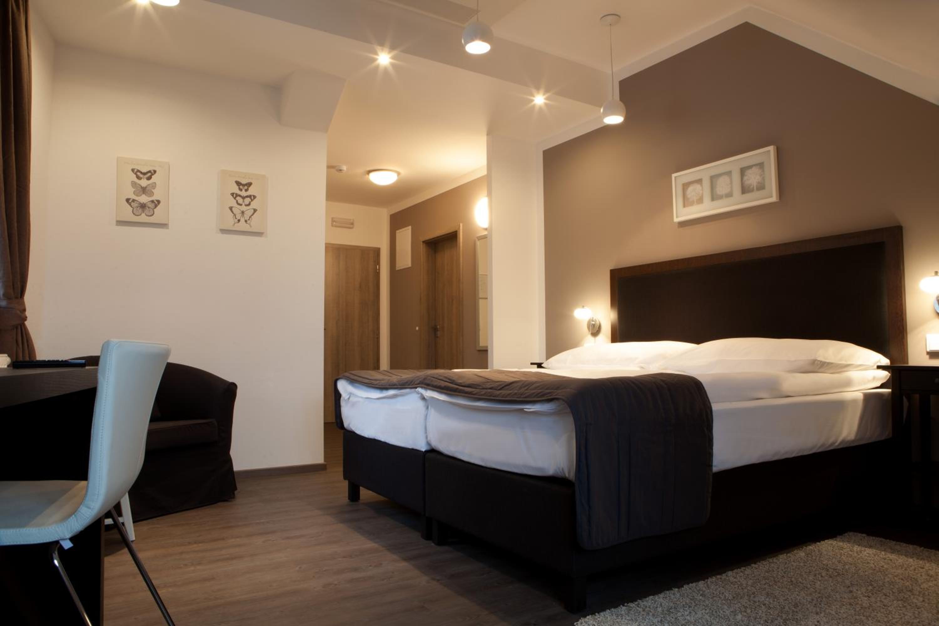 Comfort Triple Room photo 2