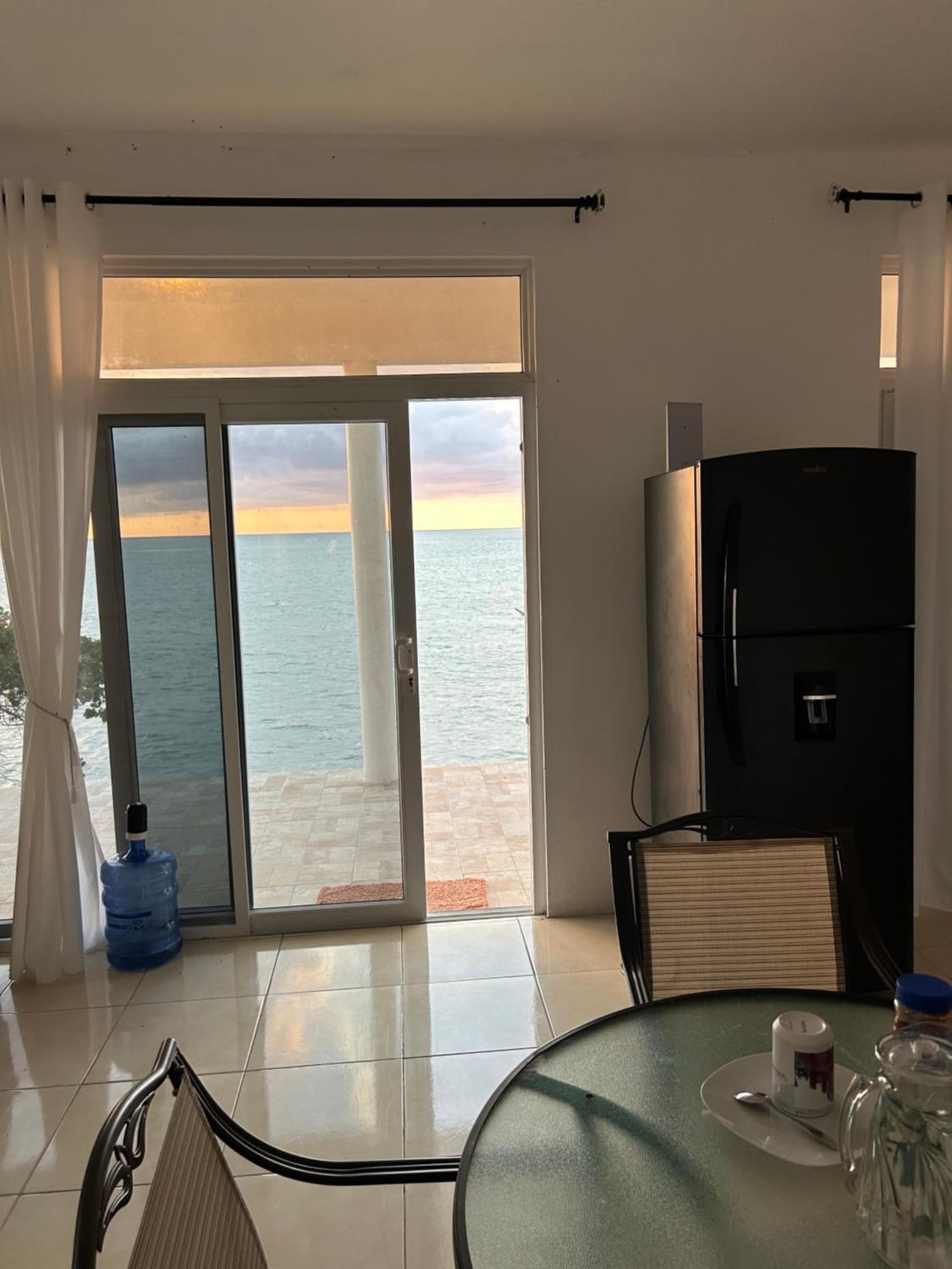 Standard Triple Room with Sea View photo 3