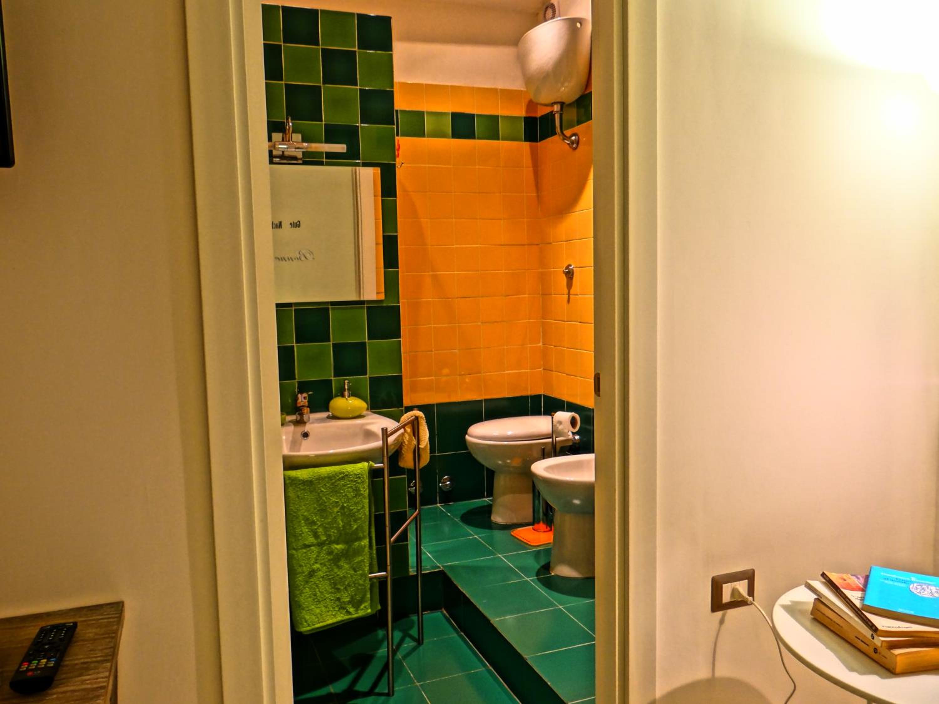 Twin Room - Photo 4