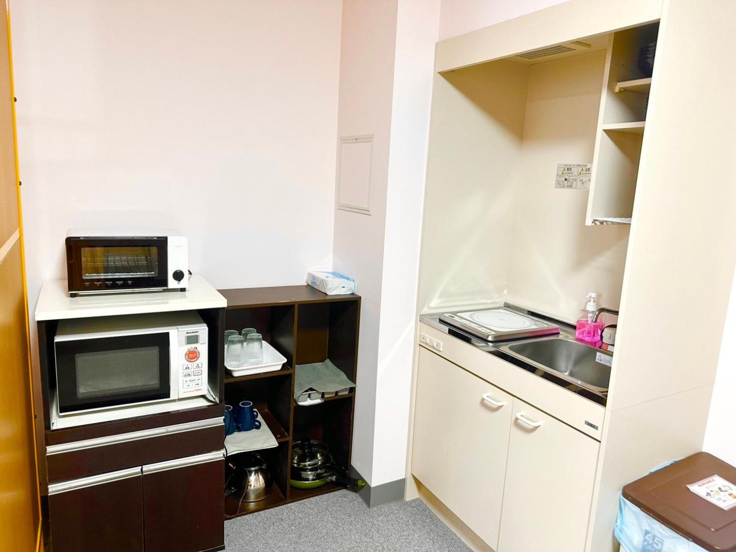 Quadruple Room with Private Bathroom photo 1