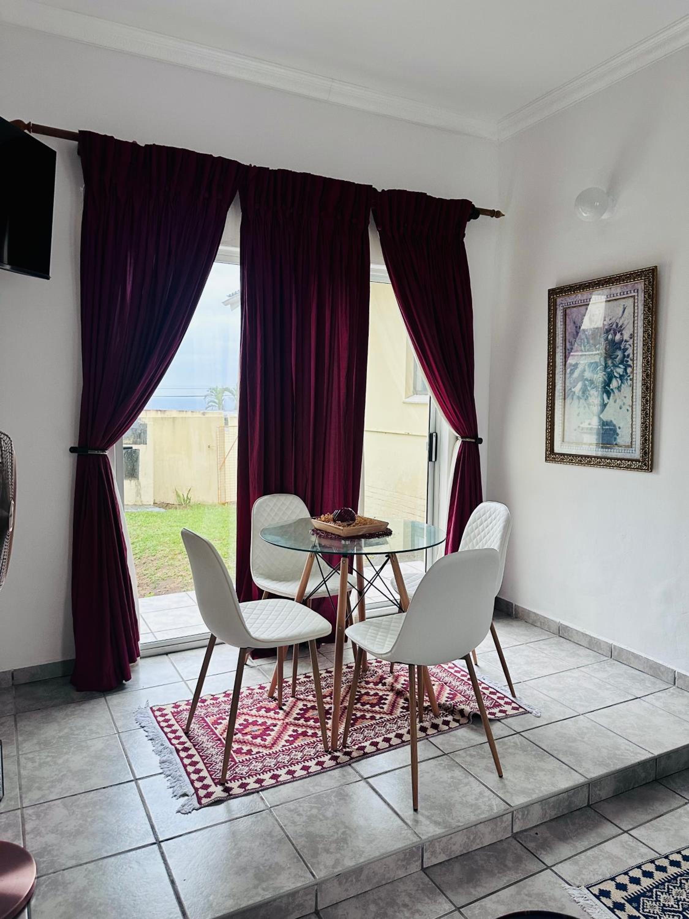 Twin Room With Garden View photo 3