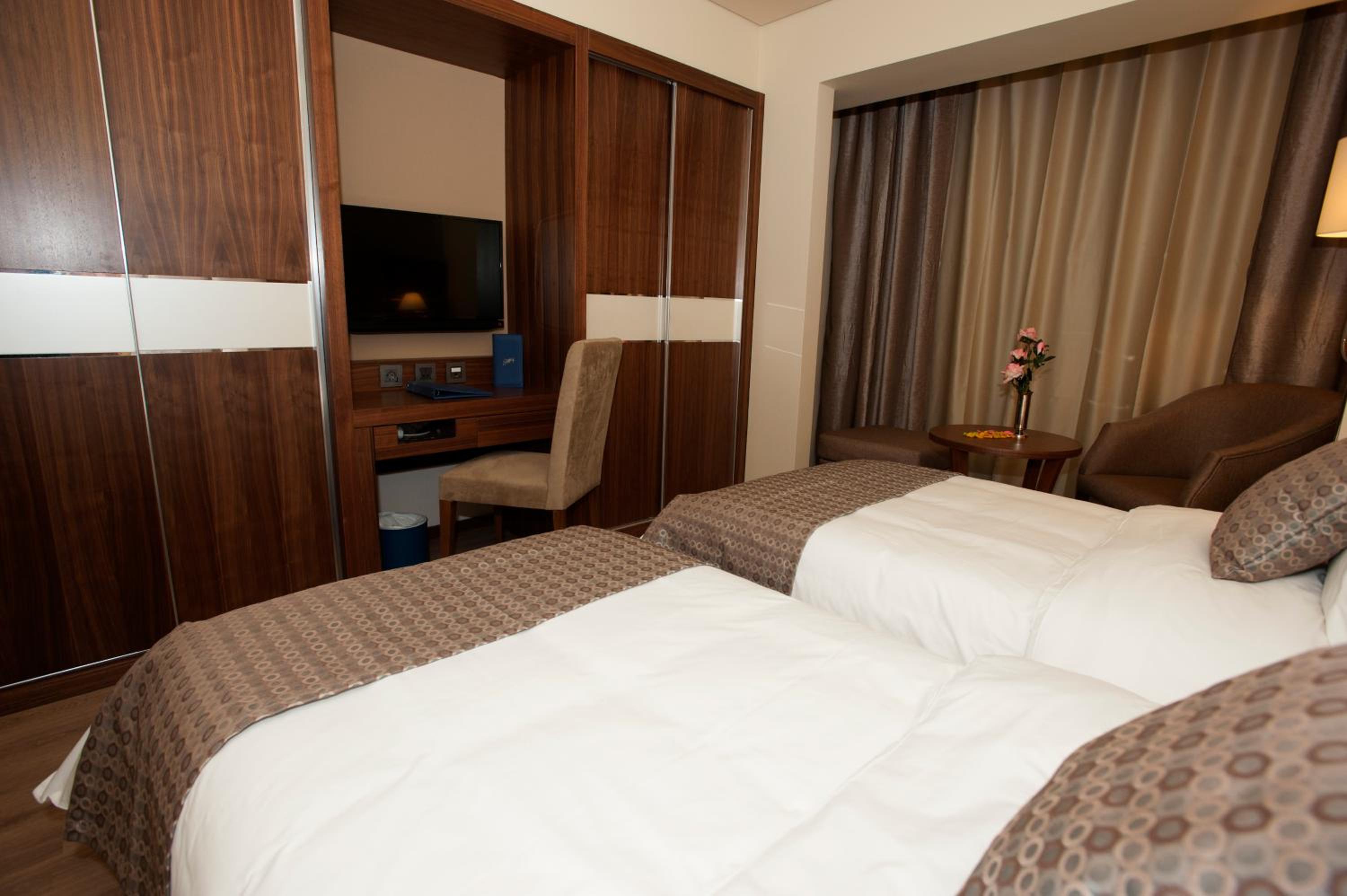 Standard Twin Room photo 3