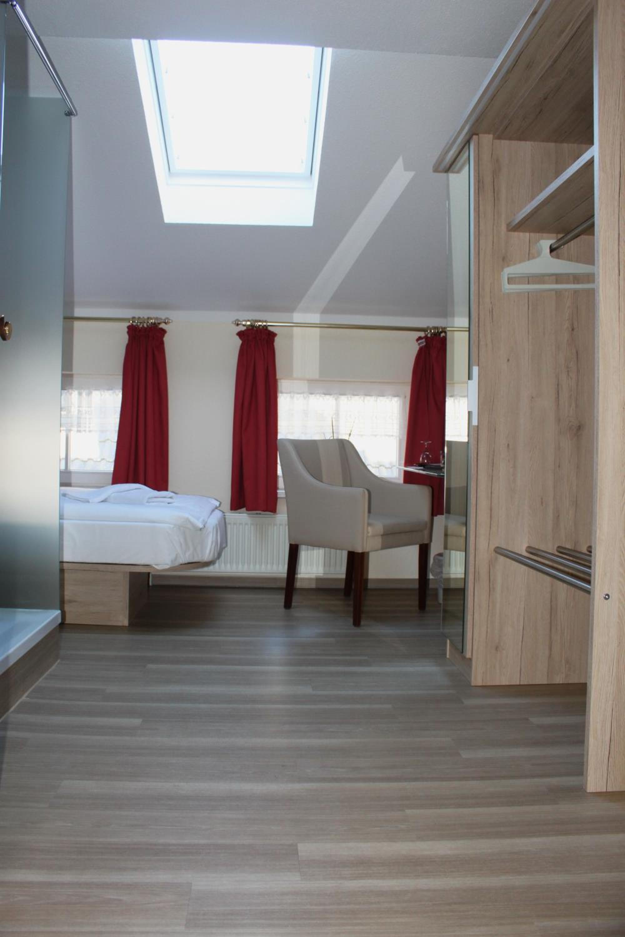 Single Room photo 1