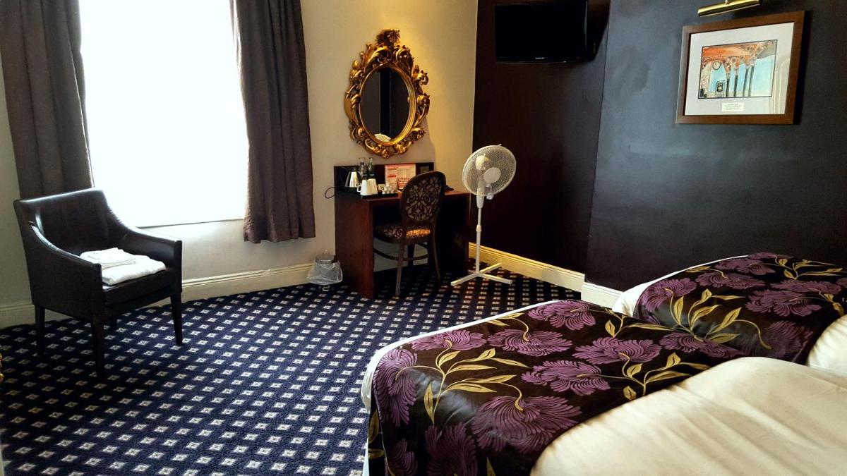 Standard Convertible Room – Twins or King