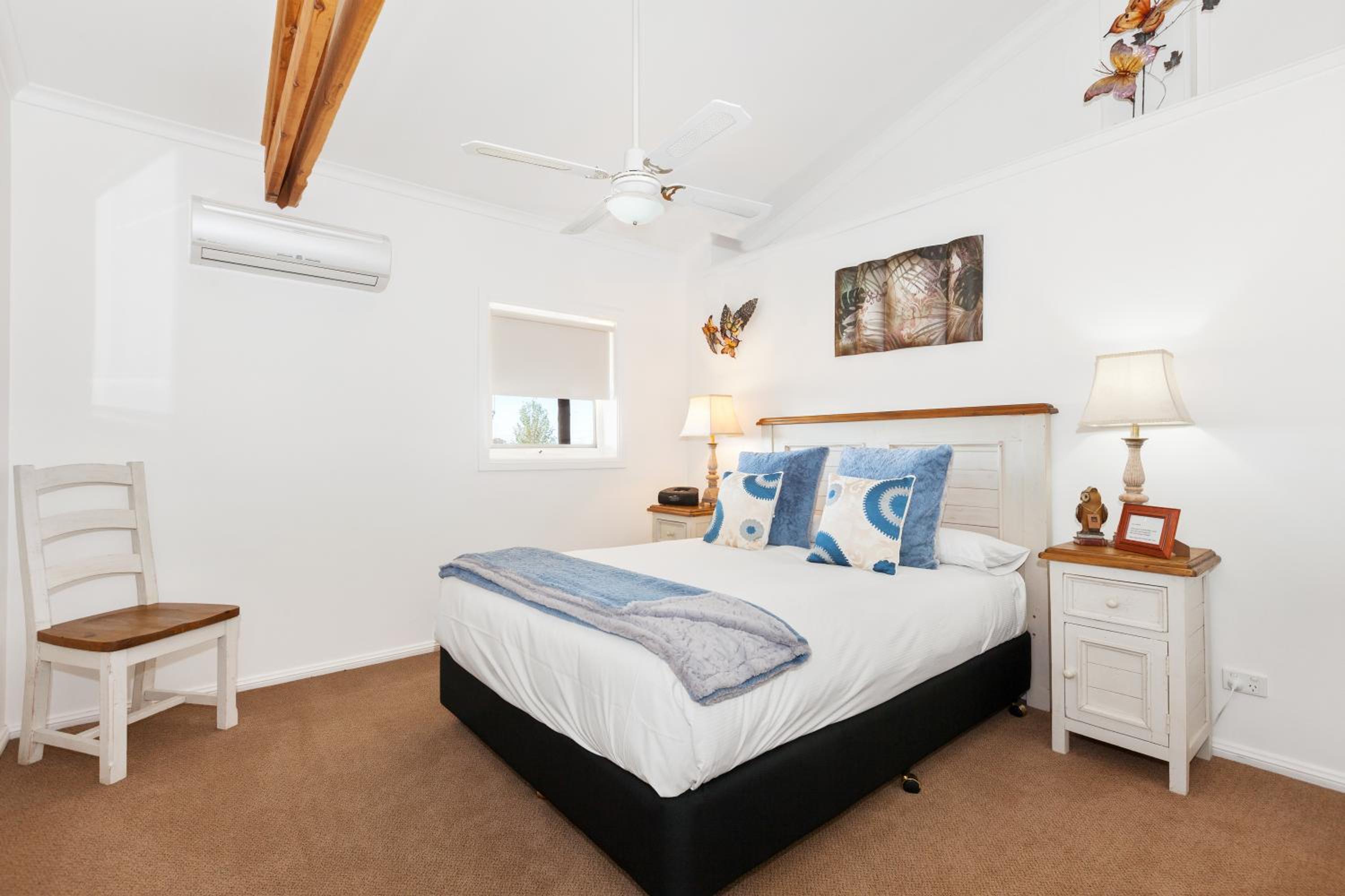 Two-Bedroom Cottage photo 1