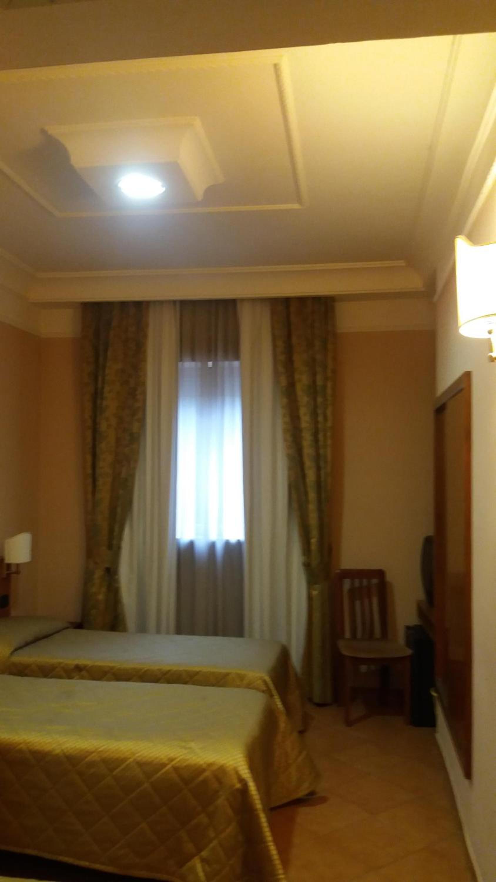 Twin Room photo 2