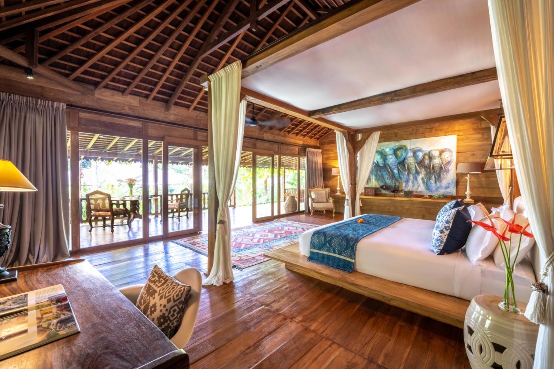 8BR Luxury Villa | 5 Pools, Yoga Pavilion, Massage Studio, Lush Garden, Chef photo 3