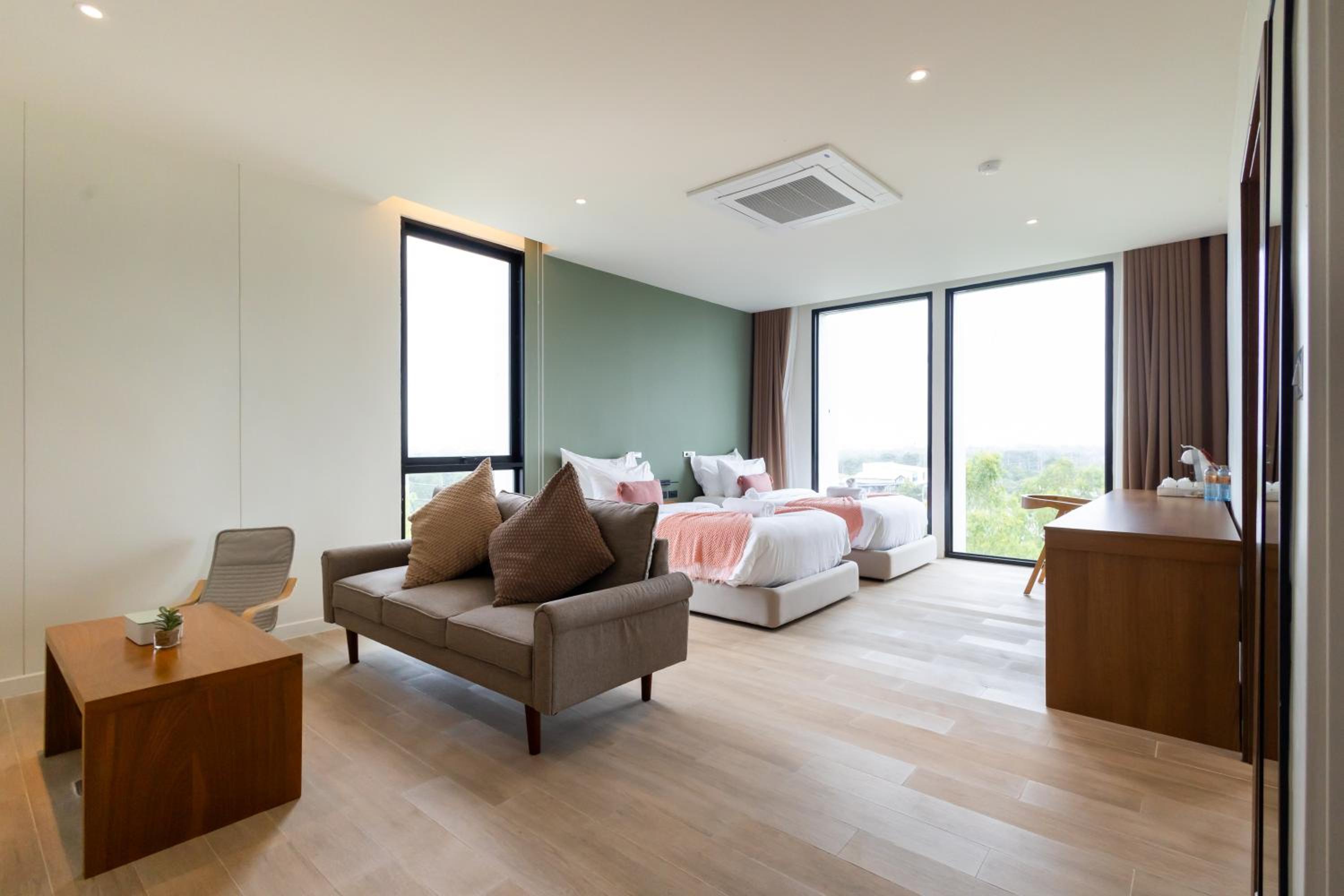 Family Room with Bath photo 2