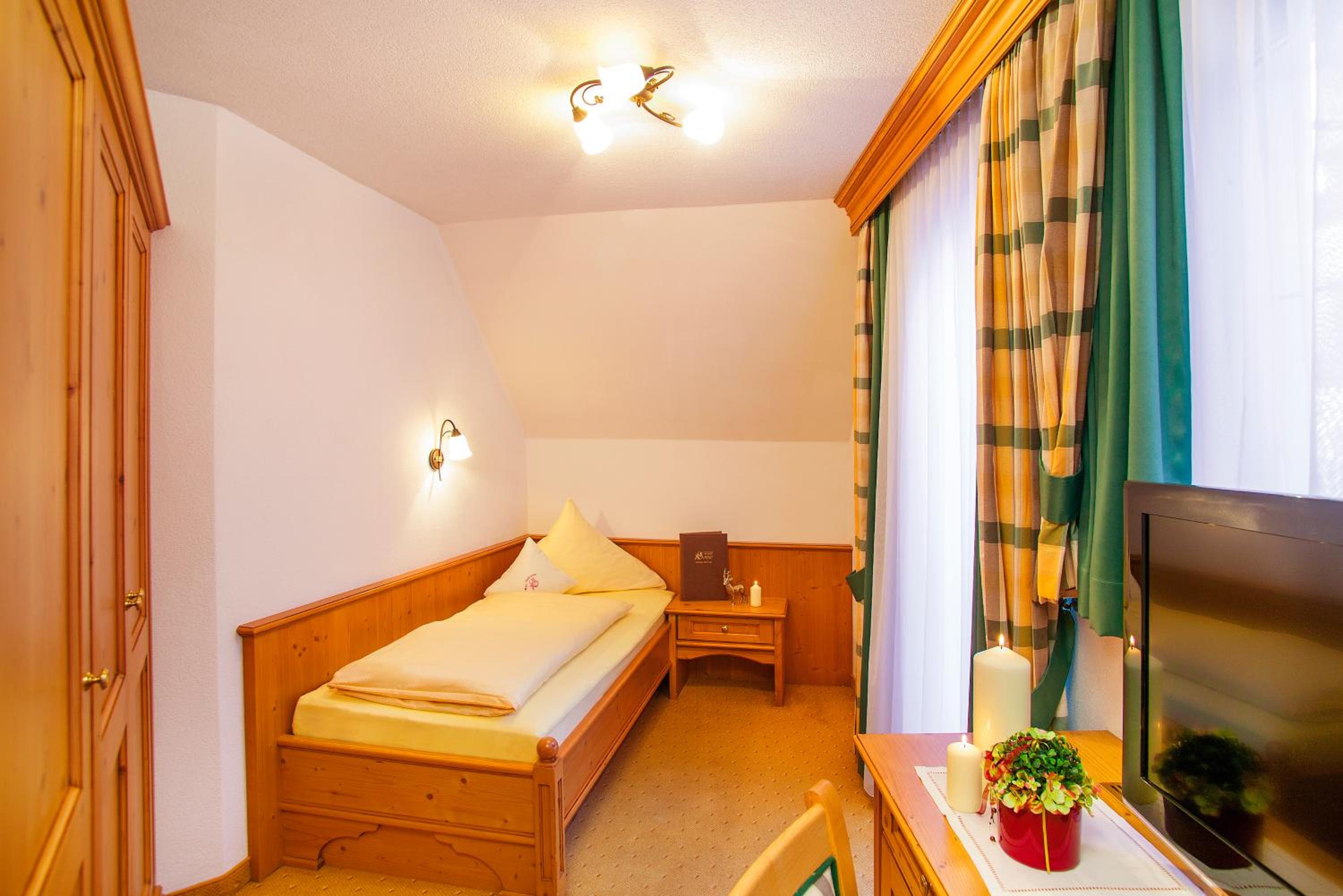 Standard Single Room photo 2