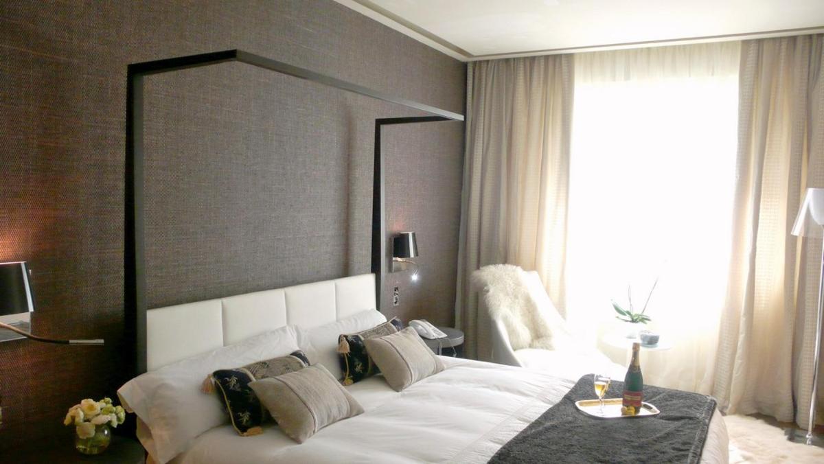 Double or Twin Room - Photo 6