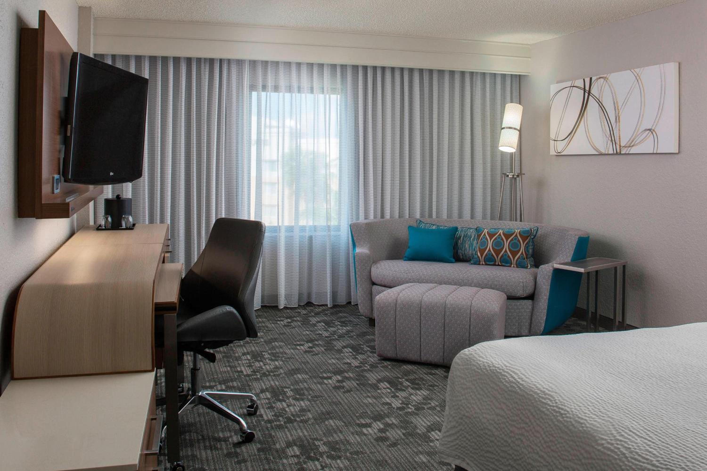 King Room with Sofa Bed and Pool View