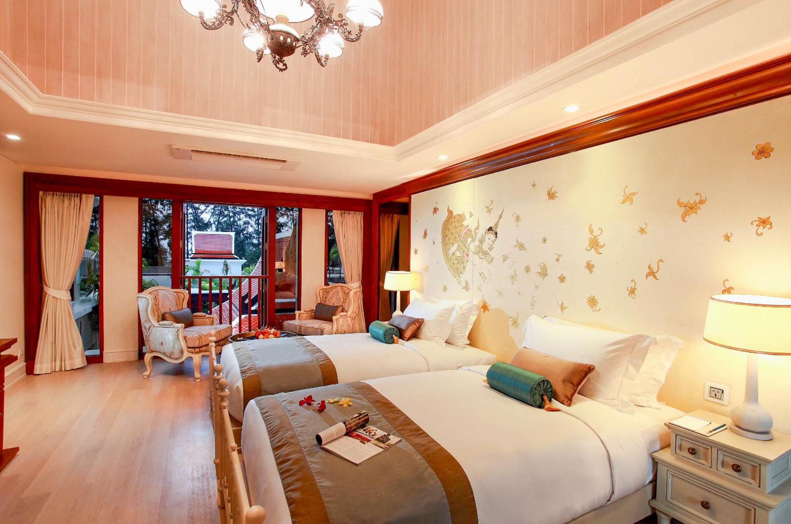 Three-Bedroom Villa - Photo 7