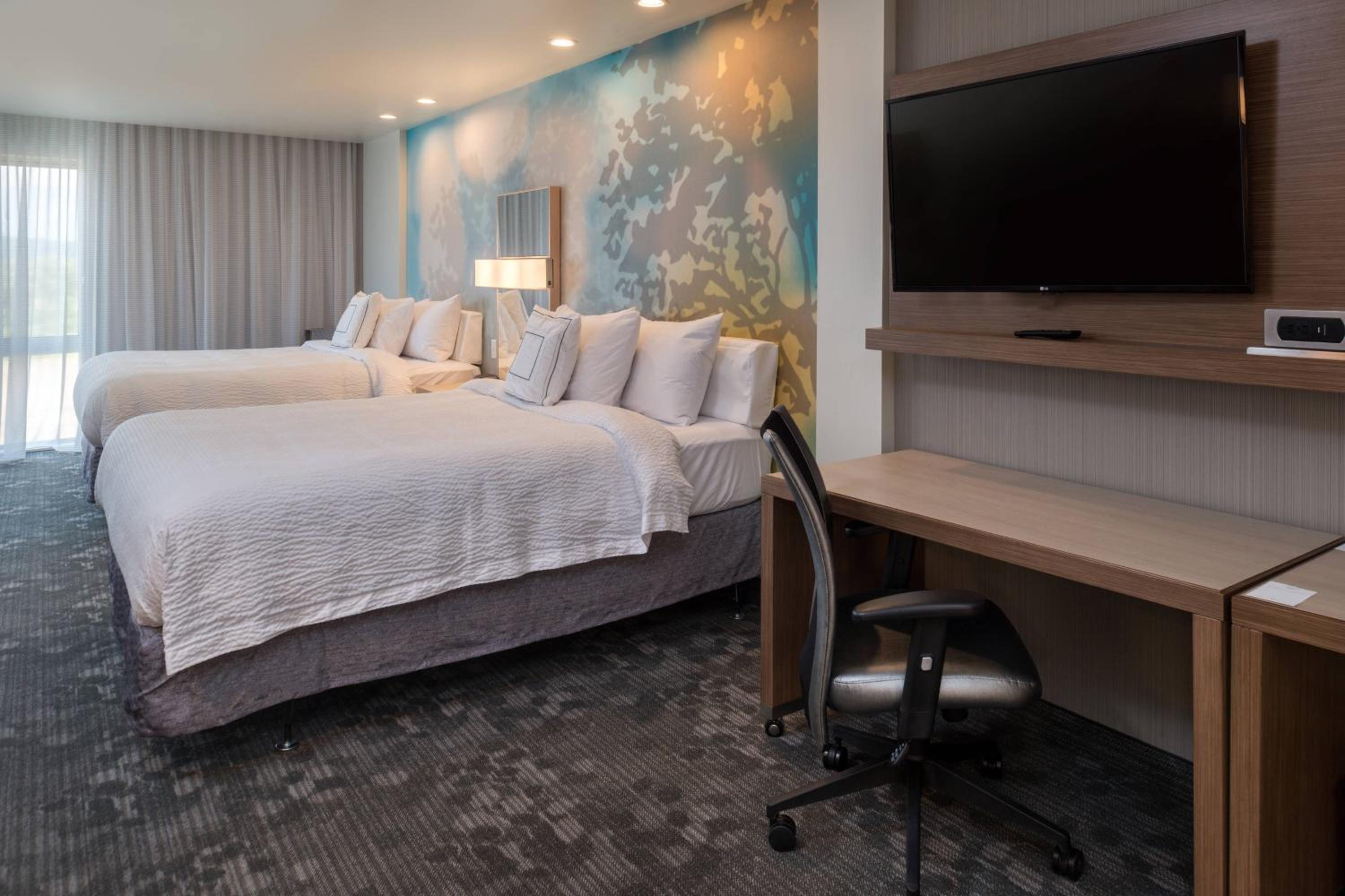 Queen Suite with Two Queen Beds and Sofa Bed - Hearing Accessible photo 1