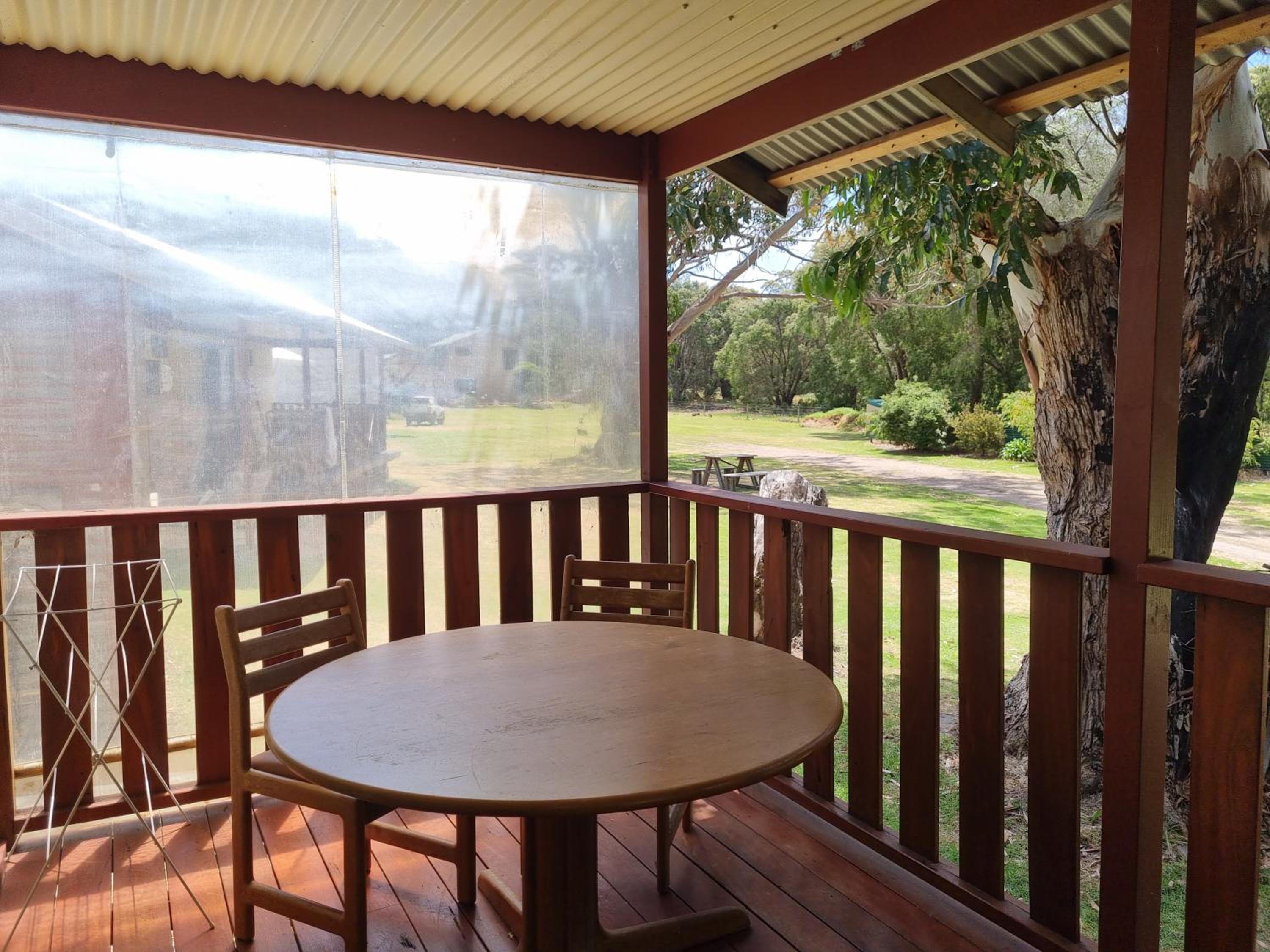 Cabin 1 photo 1