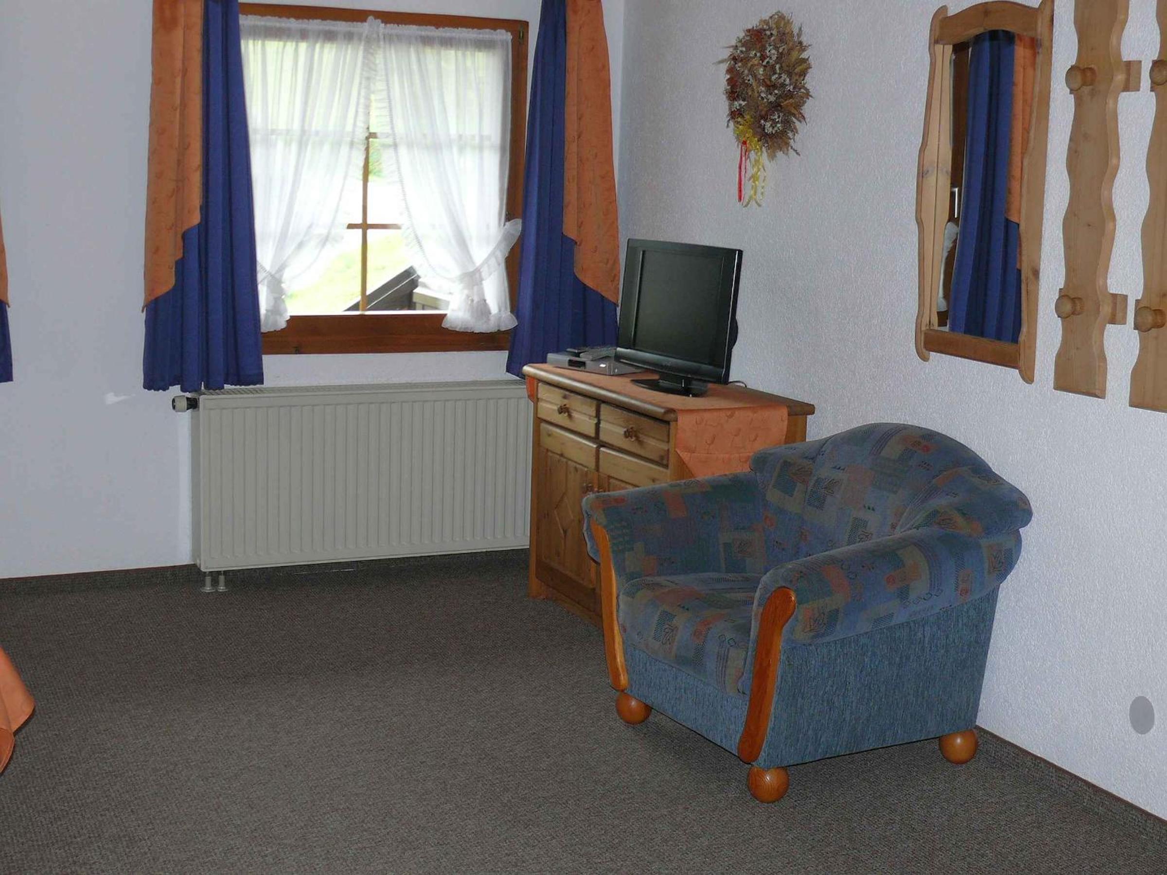 Two-Bedroom Deluxe Apartment with Balcony photo 2